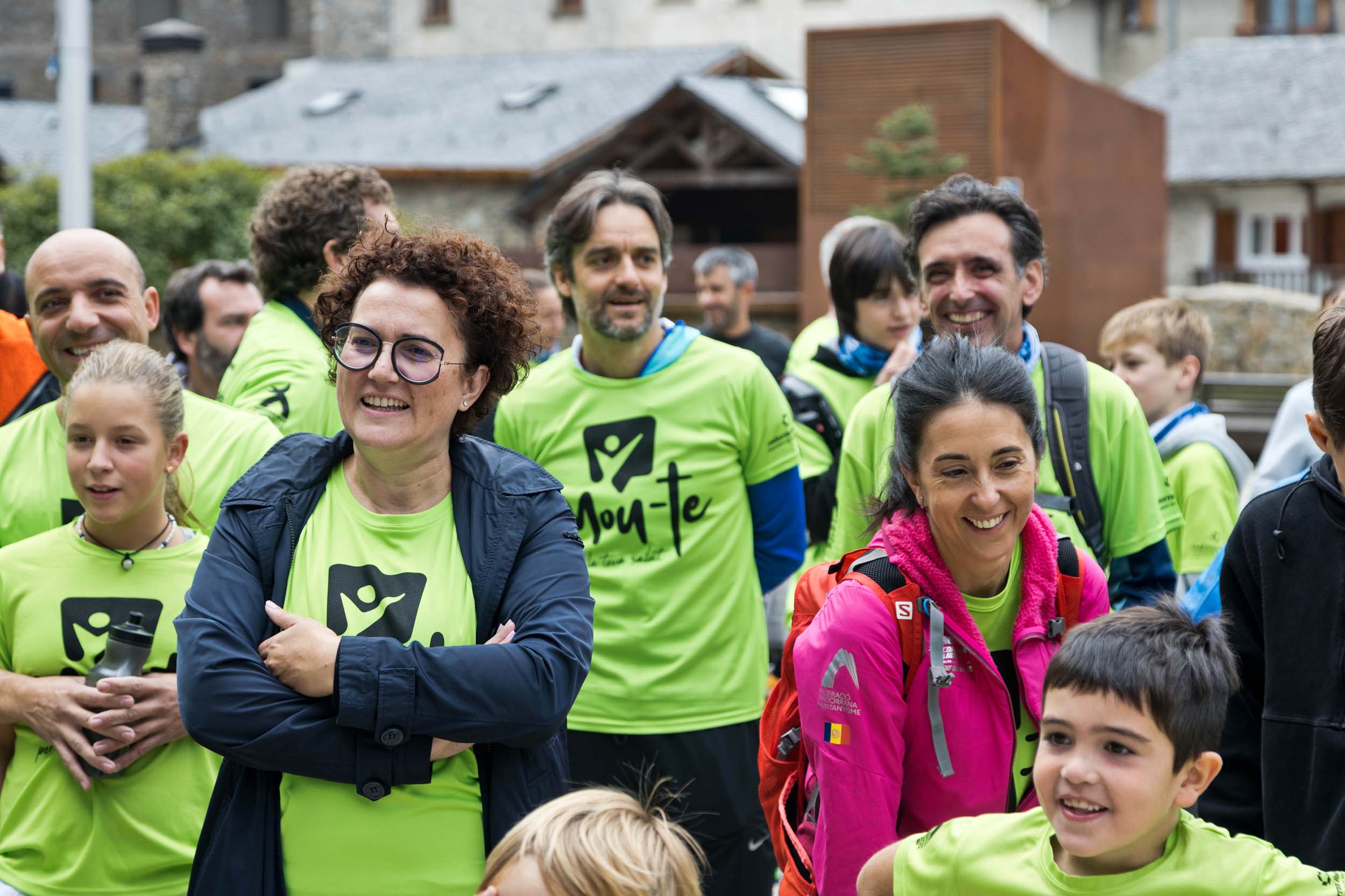 Més de 2.700 persones participen en les marxes simultànies arreu de les parròquies per impulsar l’activitat física i saludable