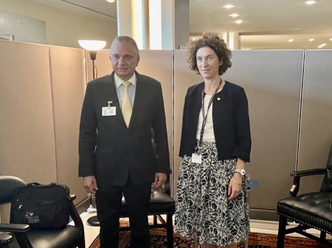 Maria Ubach tracta els dossiers bilaterals amb els seus homòlegs a Estònia i Costa Rica