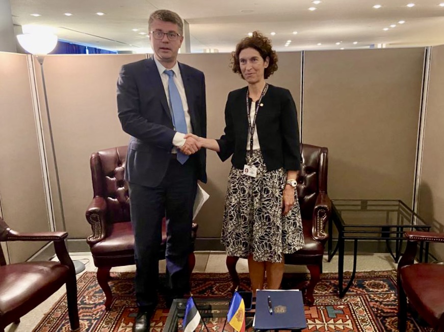 Maria Ubach tracta els dossiers bilaterals amb els seus homòlegs a Estònia i Costa Rica