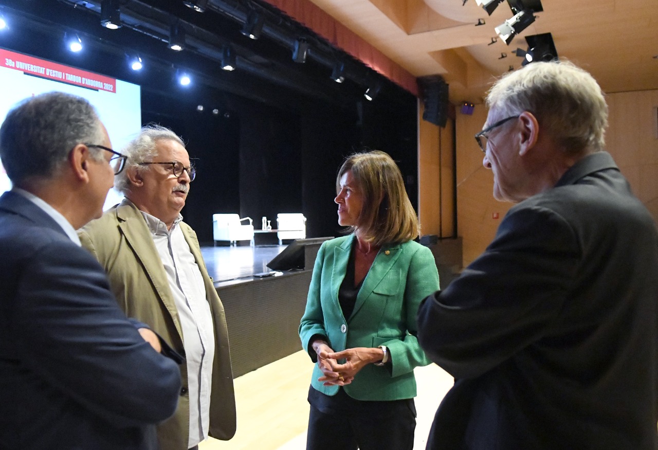 Inaugurada la 38a edició de la Universitat d’Estiu i Tardor “Un món en estat d’emergència: transformacions i innovacions”