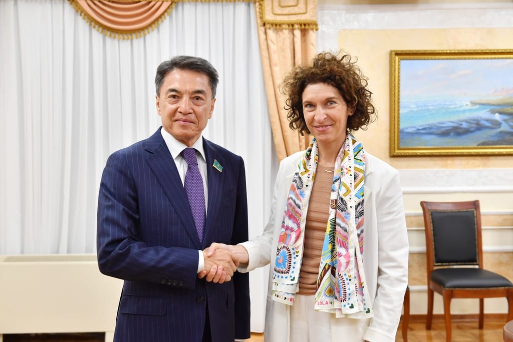 La ministra d’Afers Exteriors, Maria Ubach, clou la primera visita oficial a d’Andorra al Kazakhstan
