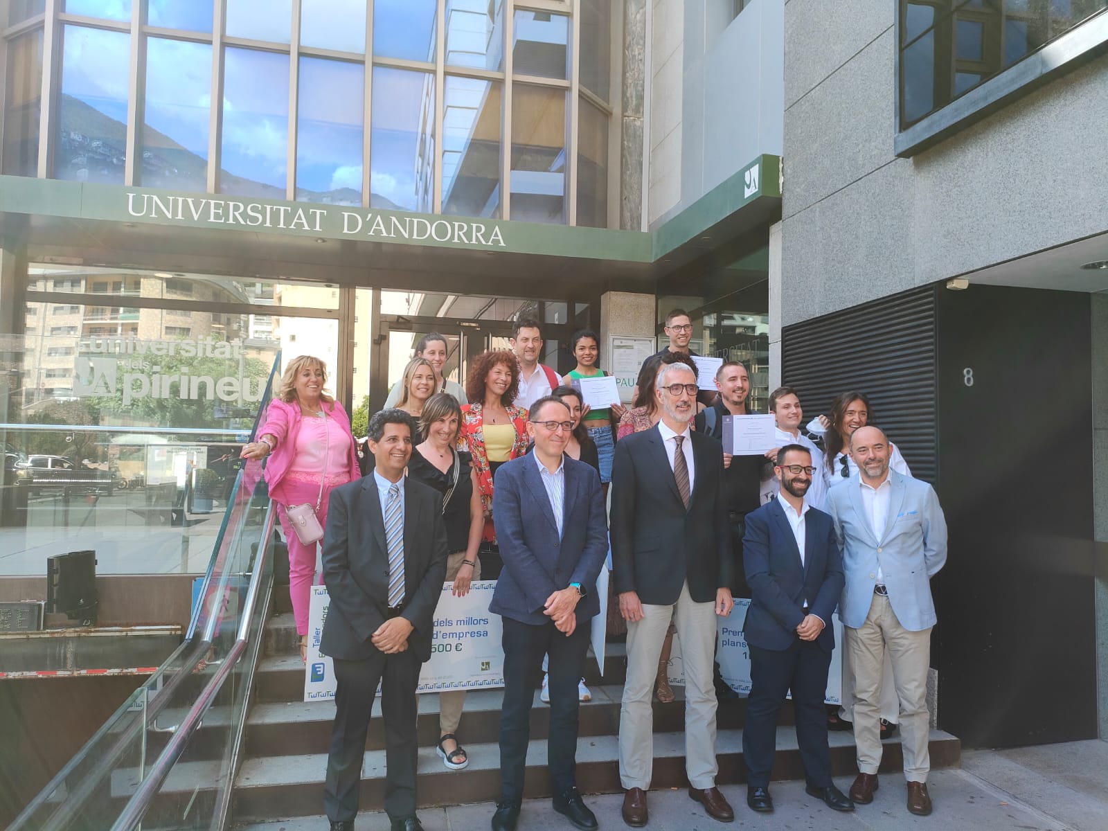 Un projecte per posar en marxa una bugaderia d’autoservei, el primer premi del Taller d’emprenedors 2022