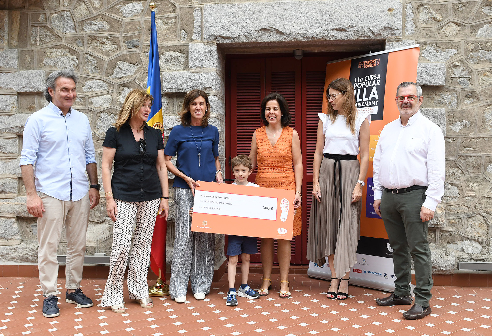 Esports entrega la recaptació de l’11a edició de la Cursa Popular Illa Carlemany al fons solidari per l’acollida dels desplaçats a Andorra a causa de la crisi a Ucraïna