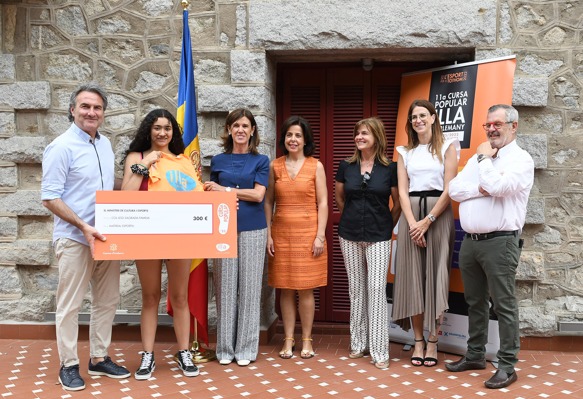 Esports entrega la recaptació de l’11a edició de la Cursa Popular Illa Carlemany al fons solidari per l’acollida dels desplaçats a Andorra a causa de la crisi a Ucraïna