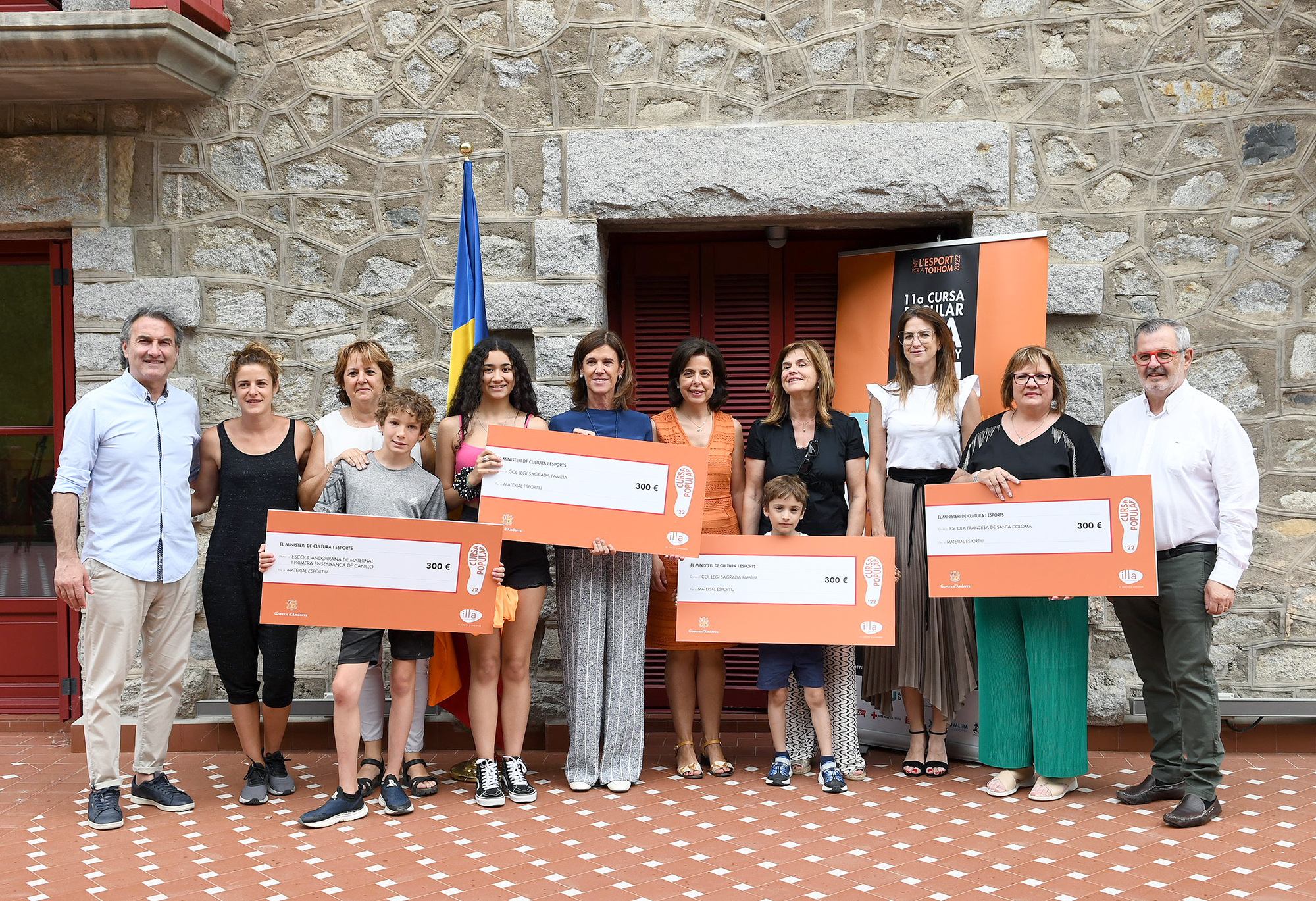 Esports entrega la recaptació de l’11a edició de la Cursa Popular Illa Carlemany al fons solidari per l’acollida dels desplaçats a Andorra a causa de la crisi a Ucraïna