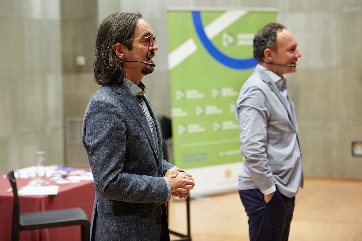 Espot i Riba conversen amb el joves en relació a les oportunitats que els pot brindar un futur Acord d’associació amb la UE