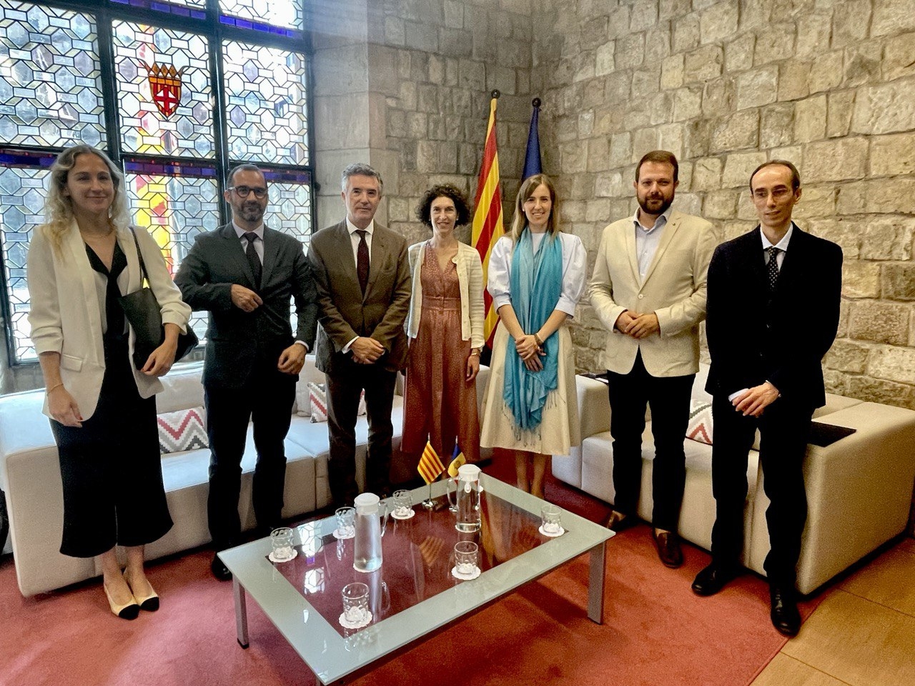 La ministra Maria Ubach es reuneix a Barcelona amb la consellera d’Acció Exterior i Transparència de la Generalitat, Victòria Alsina