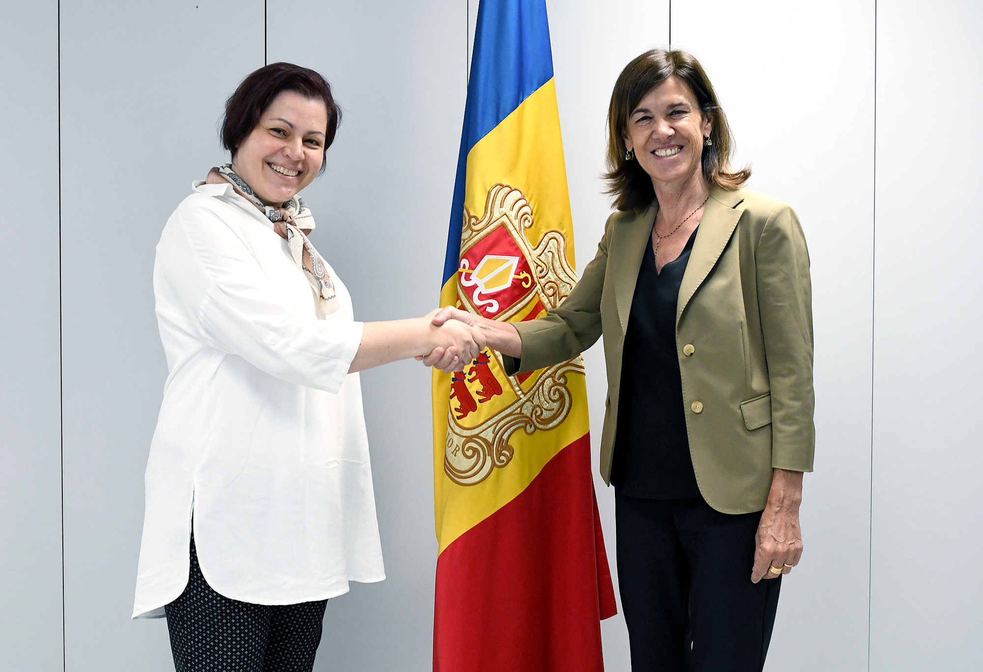 Vilarrubla rep la secretària d’Estat d’Educació de Sèrbia per mostrar-li el sistema educatiu andorrà