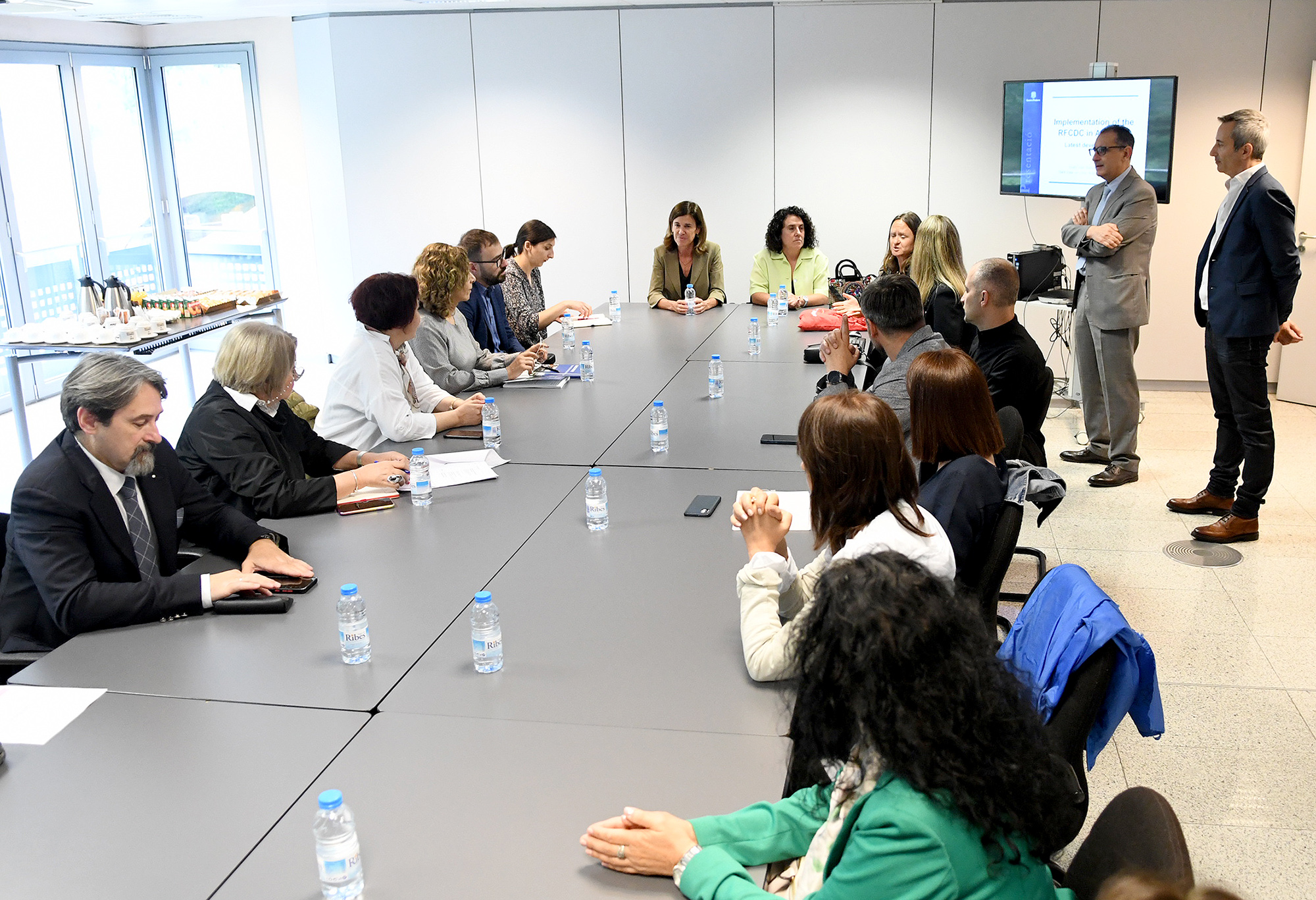 Vilarrubla rep la secretària d’Estat d’Educació de Sèrbia per mostrar-li el sistema educatiu andorrà