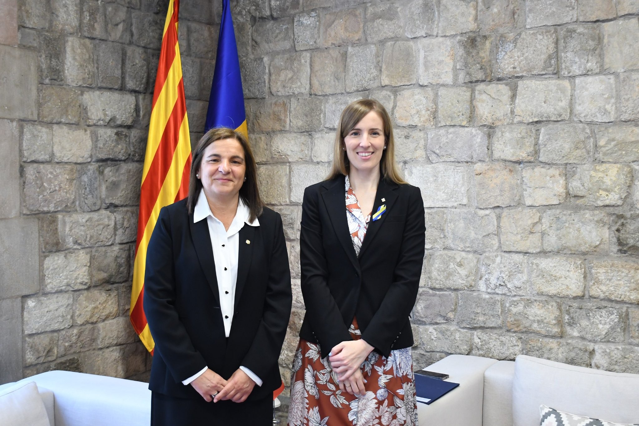 La ministra Marín es reuneix amb la consellera d’Acció Exterior i Transparència de la Generalitat a Barcelona