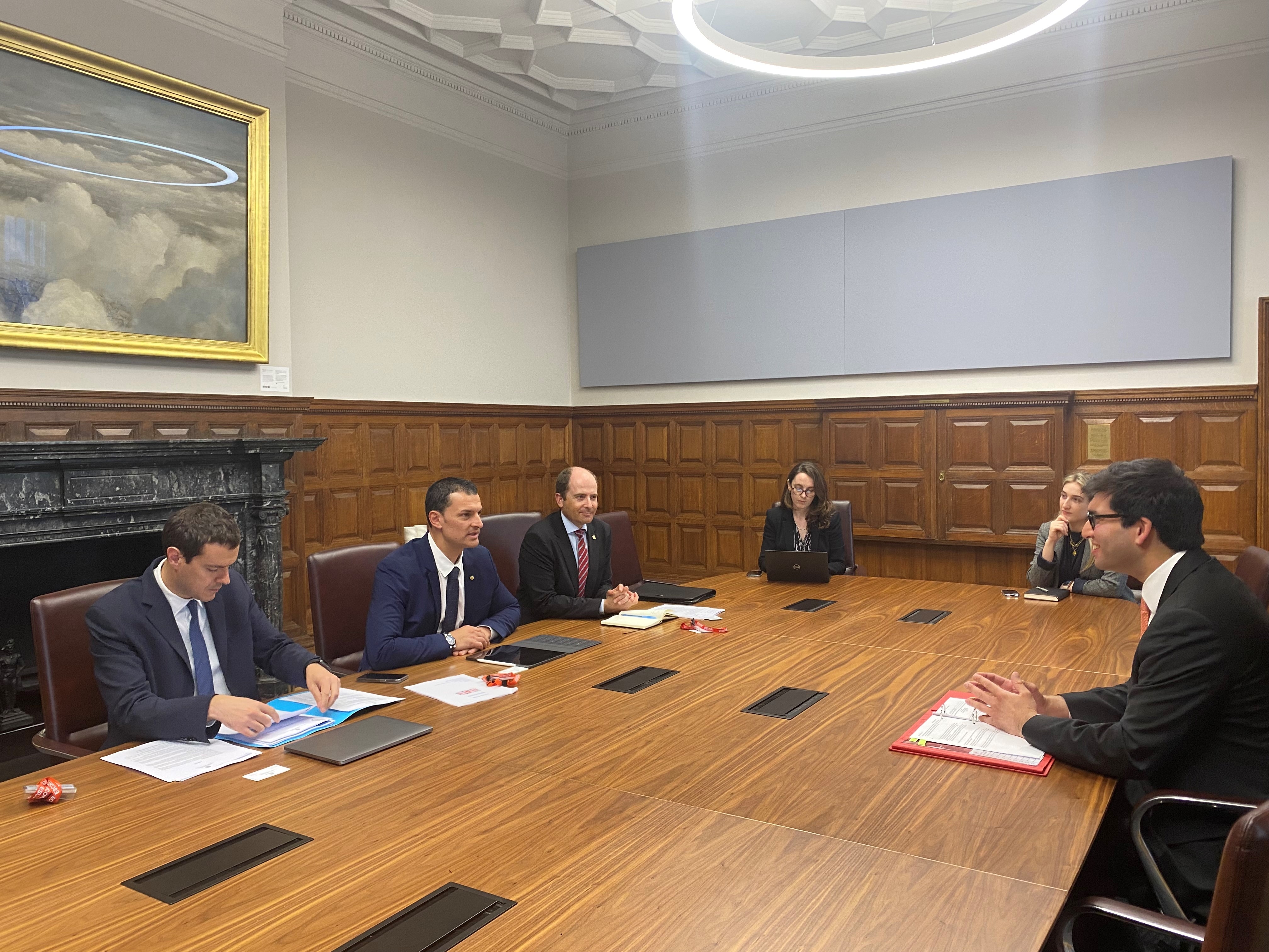 El Regne Unit i Andorra intensifiquen els contactes bilaterals per incrementar els intercanvis comercials i empresarials, i agilitzar la signatura d’un CDI