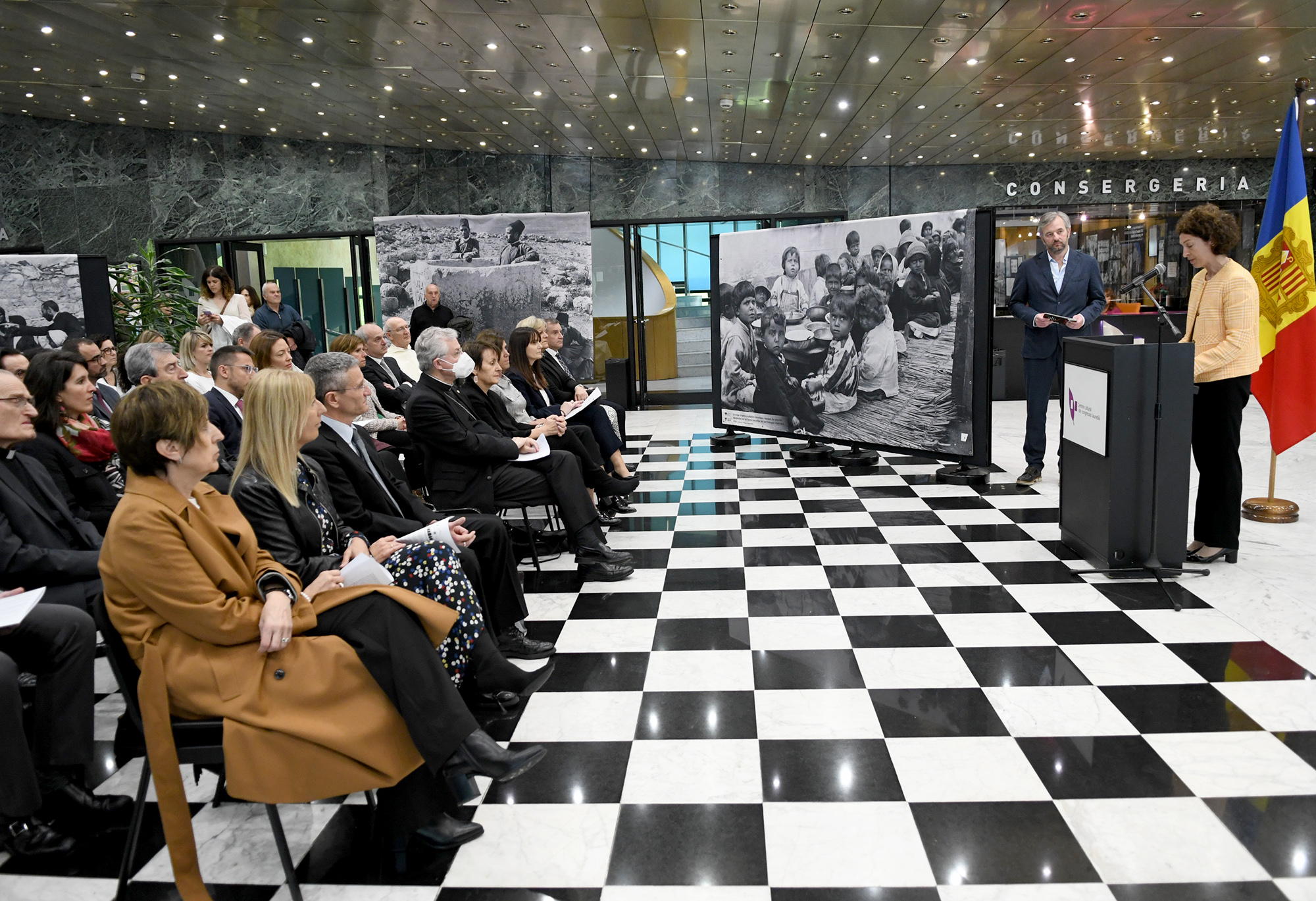 Inaugurada l’exposició fotogràfica ‘Els Cristians d’Orient’