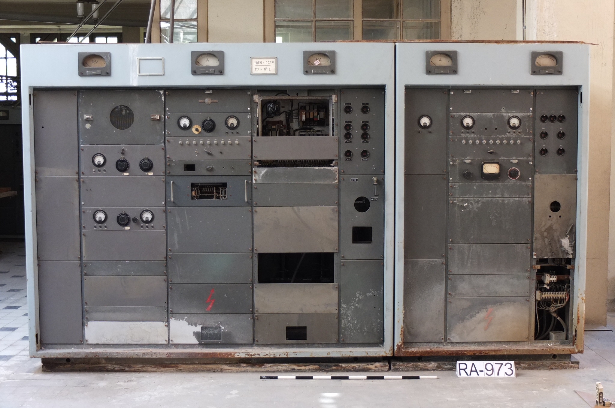 Cultura reprèn els treballs de restauració dels emissors i altra maquinària de l’edifici de Ràdio Andorra