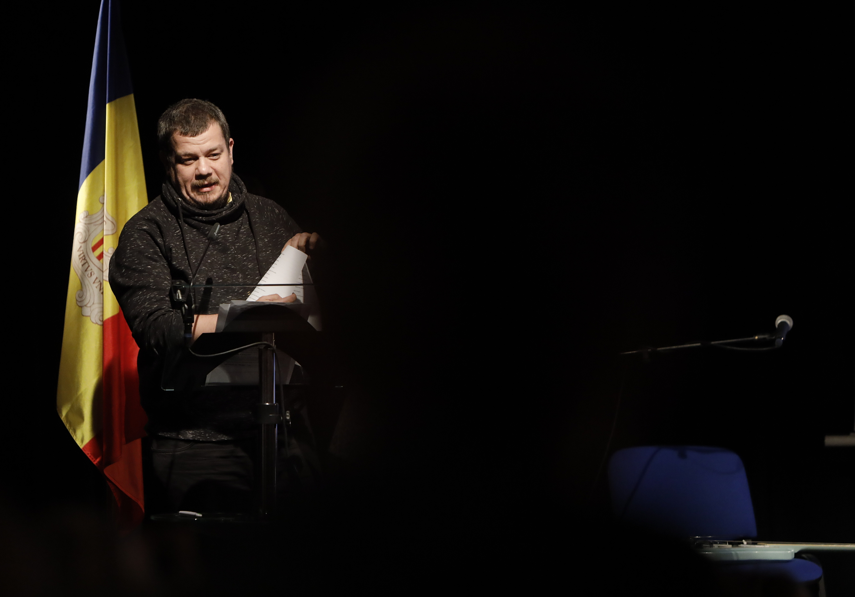 El 25è Concurs de poesia Miquel Martí i Pol premia ‘Pedra, paper, tisora’ en la categoria Recull i ‘La versió més íntima de nosaltres’ en la categoria Poema