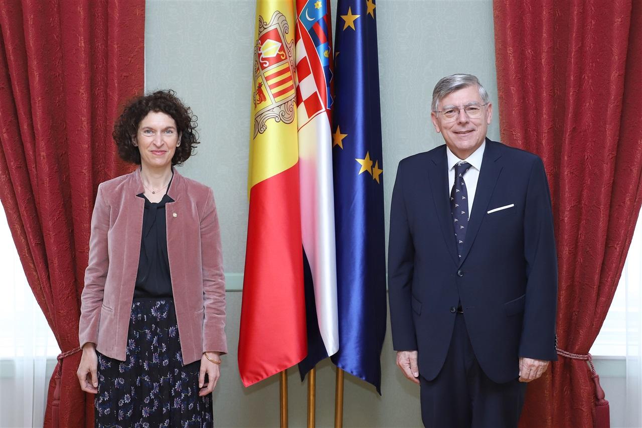 Maria Ubach es reuneix a Zagreb amb el primer ministre de Croàcia, Andrej Plenković, i amb el vicepresident del Parlament, Željko Reiner