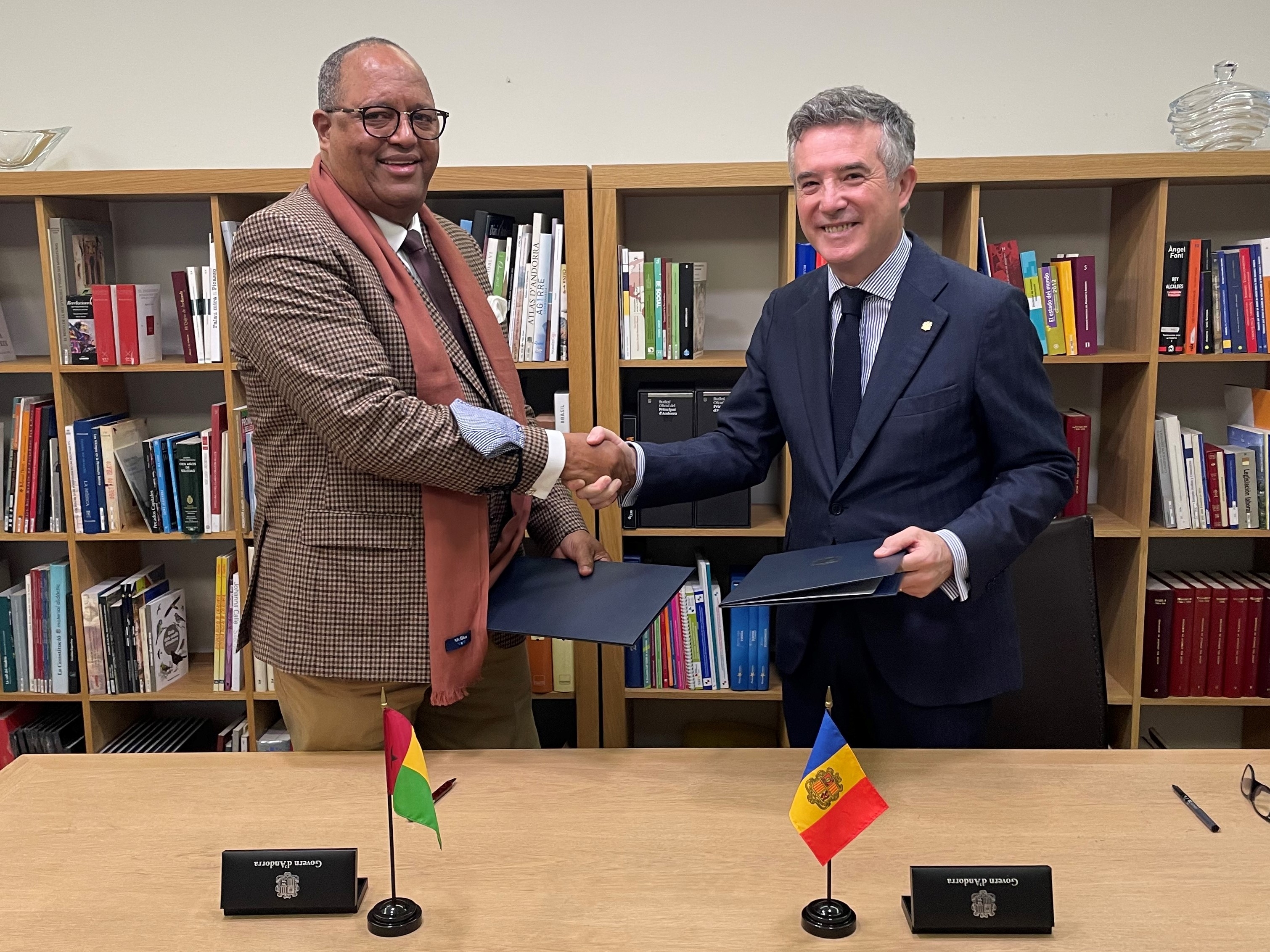 Andorra estableix relacions diplomàtiques amb Guinea-Bissau