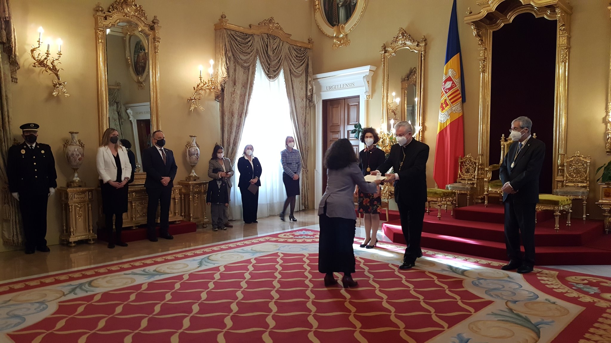 Els ambaixadors de dotze països presenten les cartes credencials al copríncep episcopal