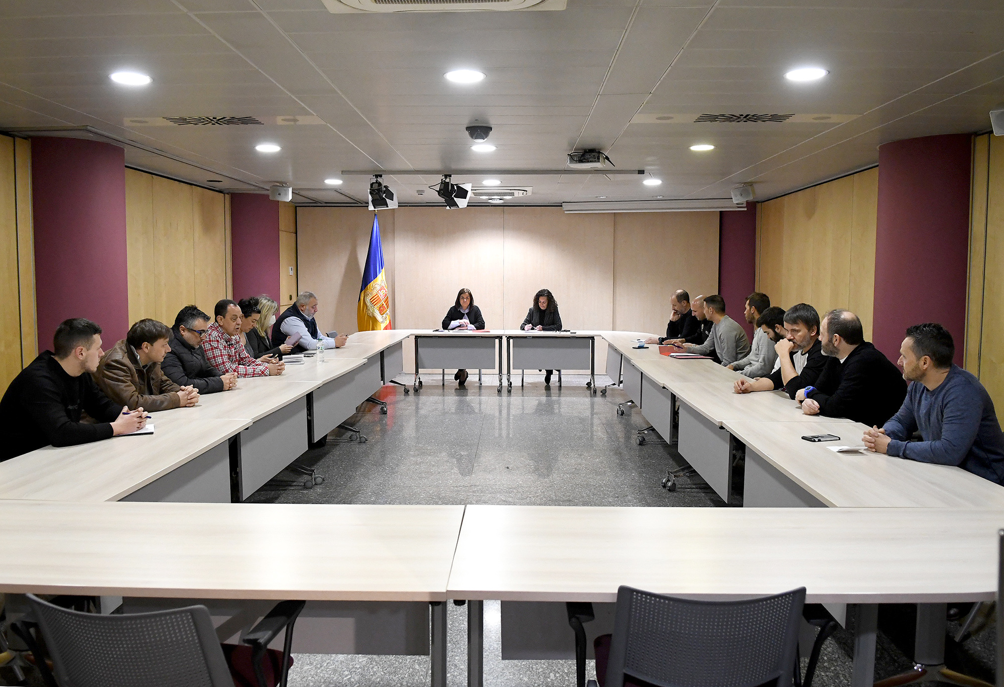 Marín exposa les principals línies del seu ministeri als representants sindicals dels treballadors públics