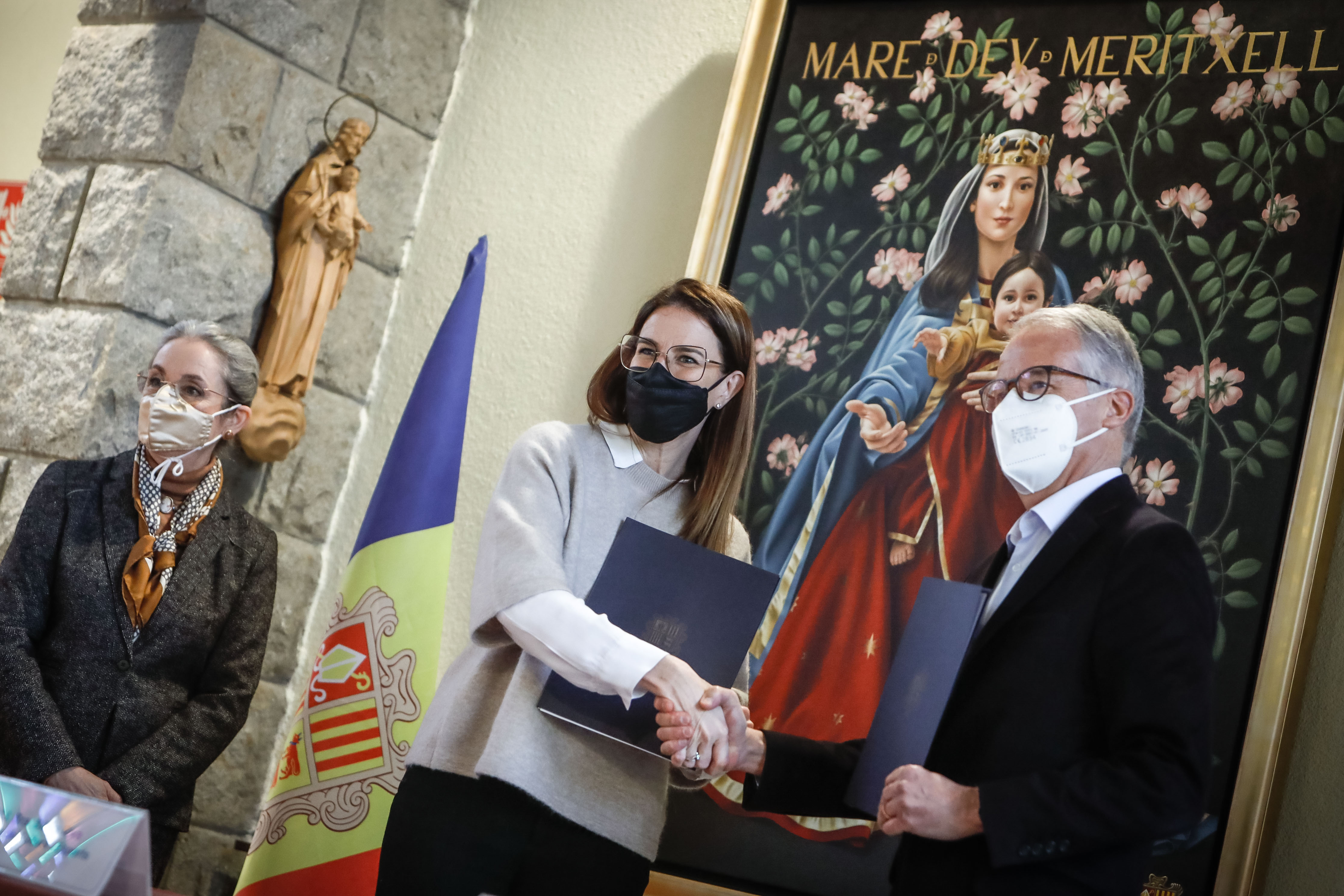 L’obra “Marededeu de Meritxell, de Margarita Cepeda, s’exposarà permanentment a la capella de l’Hospital Nostra Senyora de Meritxell