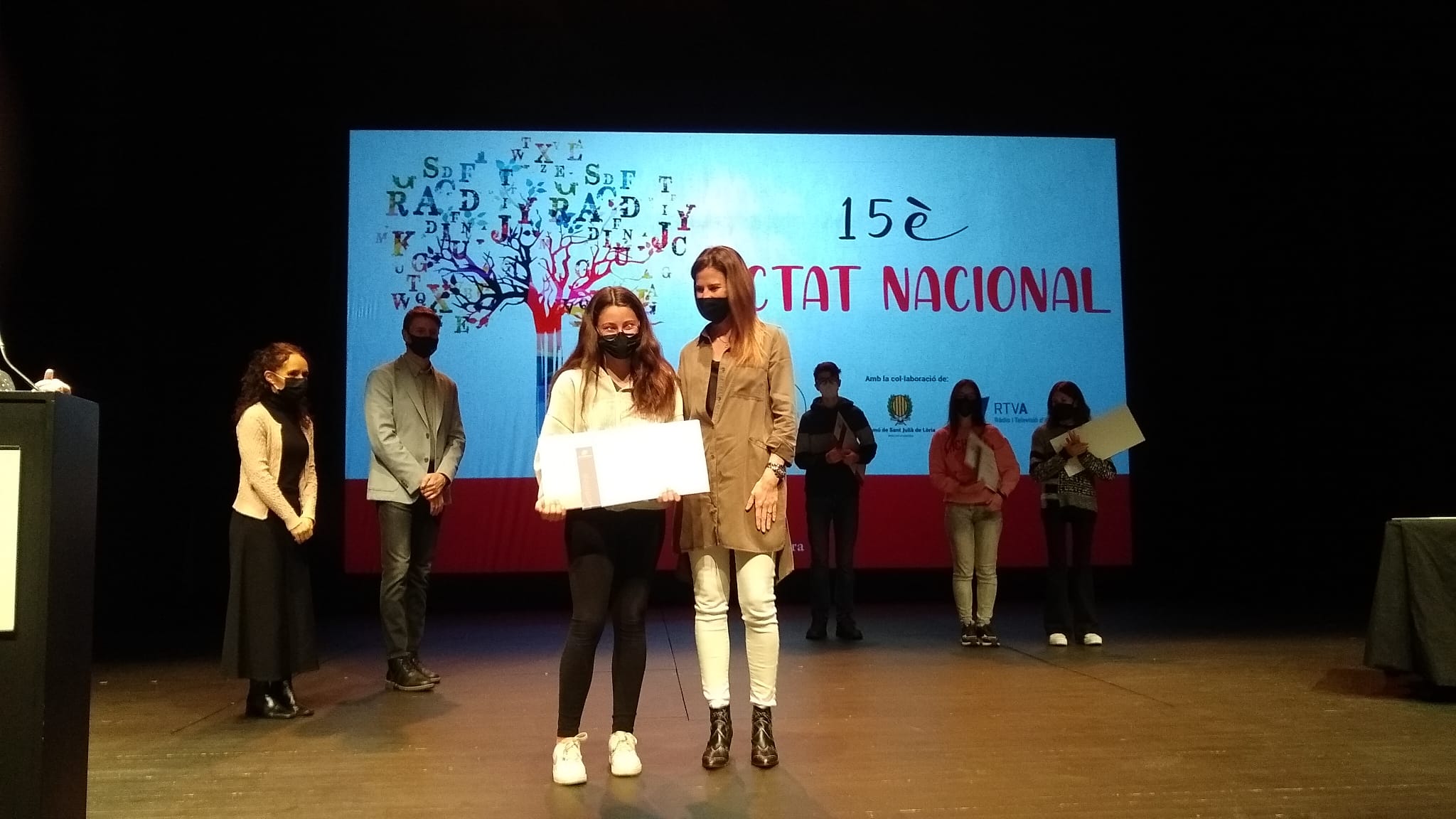 Aroa Andaluz Ribera i Cerni Roig Rabadà guanyen el 15è Dictat nacional