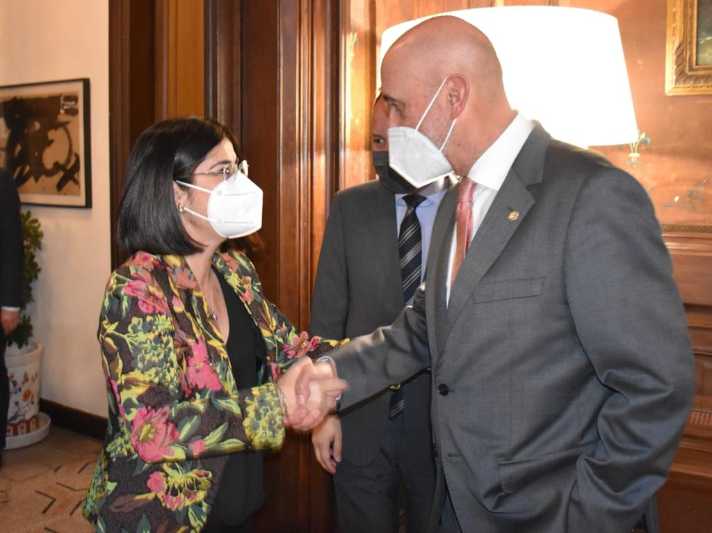 Espot i Martínez Benazet tracten la cooperació bilateral amb la delegada del Govern espanyol a Catalunya, Maria Eugènia Gay, i amb la ministra de Sanitat espanyola, Carolina Darias