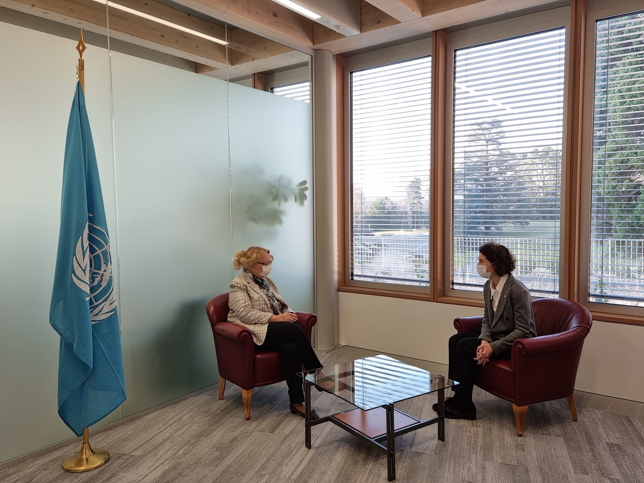Ubach es reuneix amb la directora general de l’ONU Ginebra i amb el president del Comitè Internacional de Creu Roja