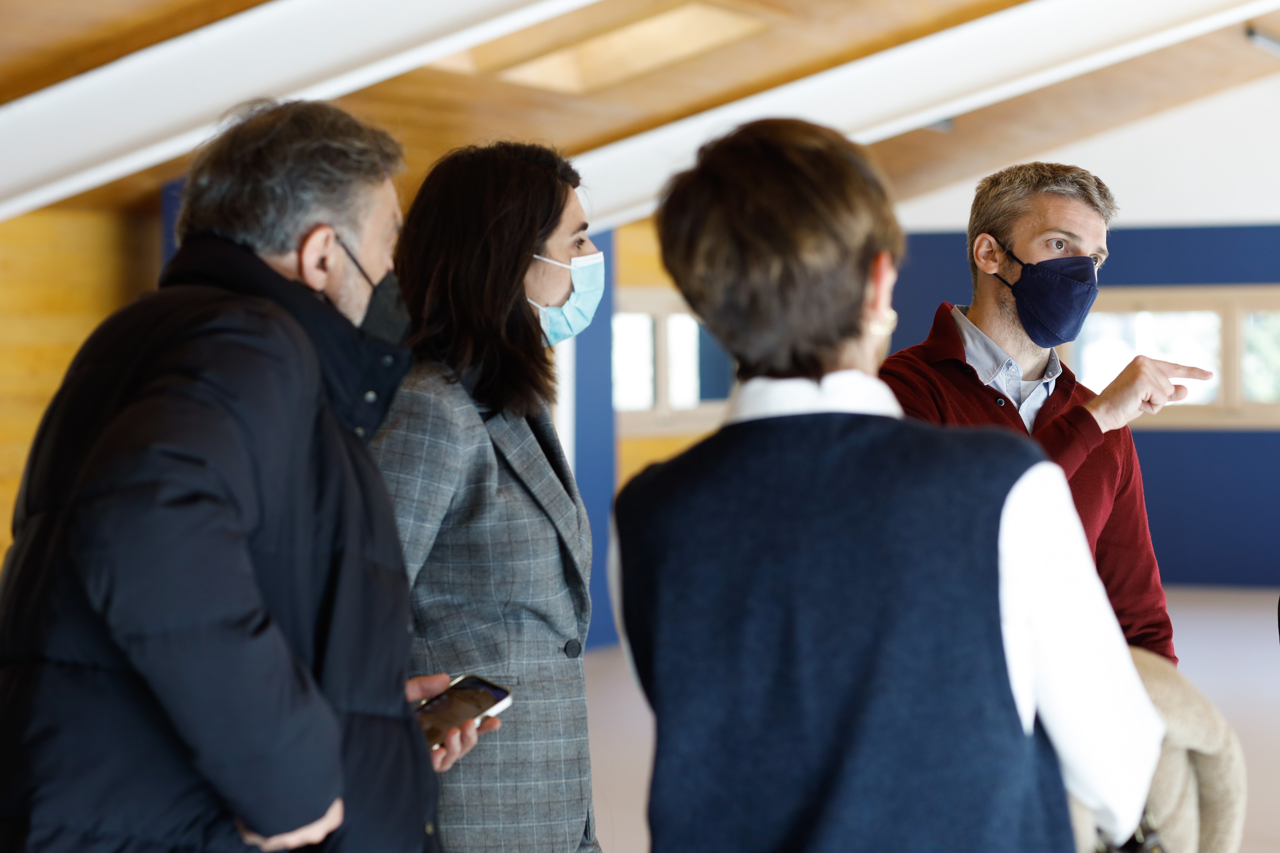 Afers Socials mostra el Centre Residencial d’Educació Intensiva (CREI) a diferents actors socials, econòmics i polítics del país