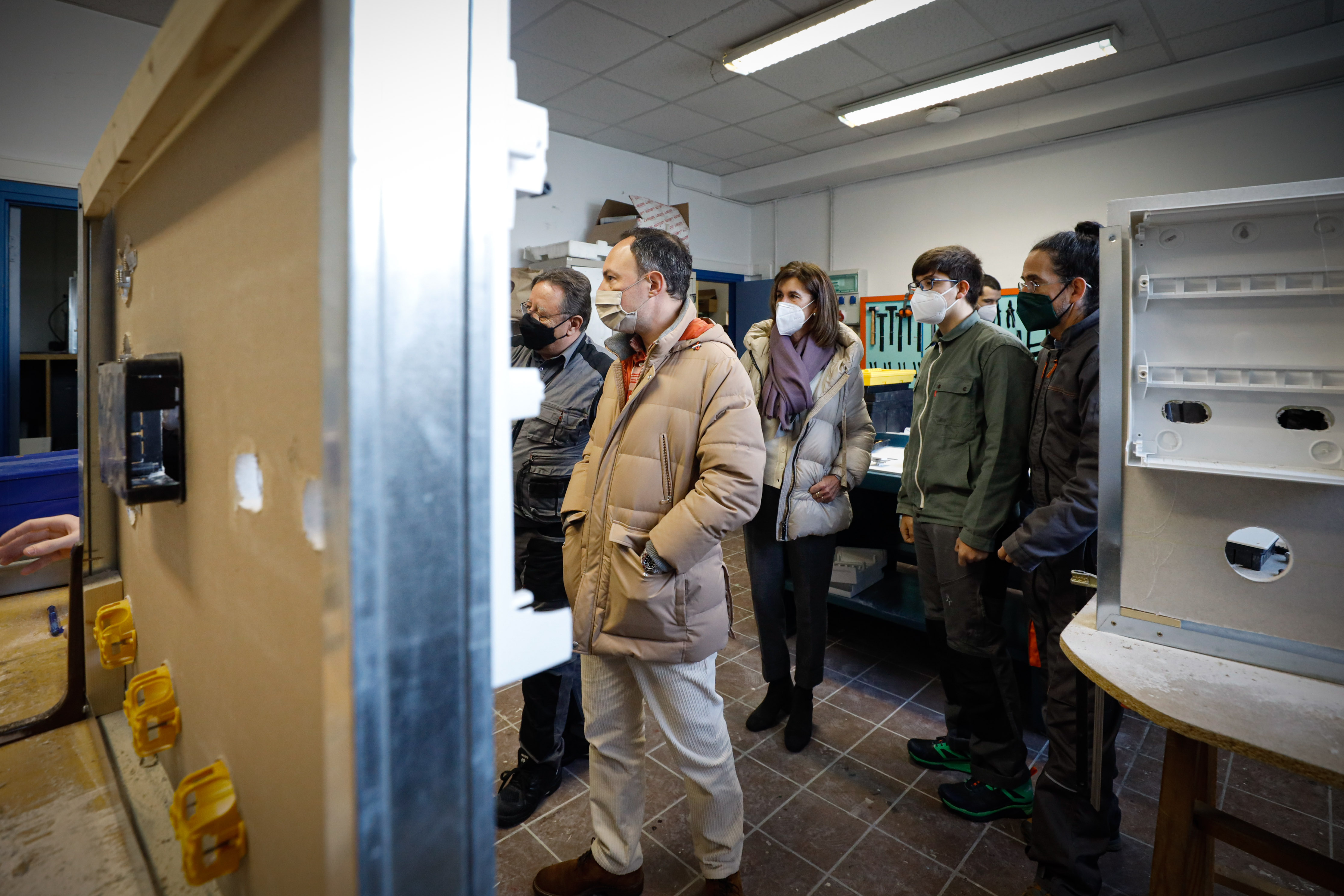 Espot i Vilarrubla visiten el centre de Formació Professional de la Massana, que acull dos branques de la nova Formació Professional Inicial