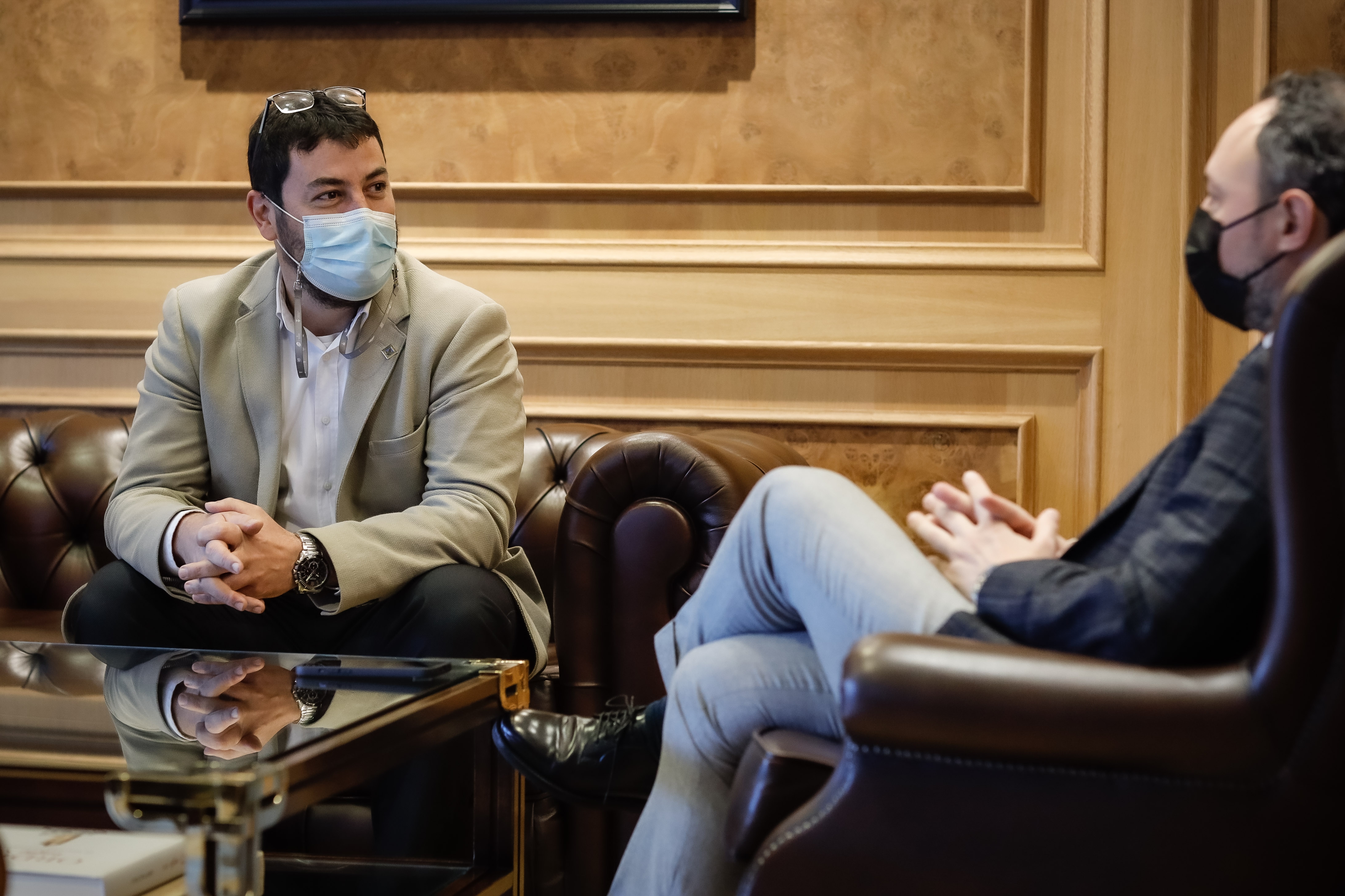 Xavier Espot i Francesc Viaplana tracten la cooperació transfronterera en matèria de salut, econòmica i de connexió del territori entre Andorra i la Seu d’Urgell