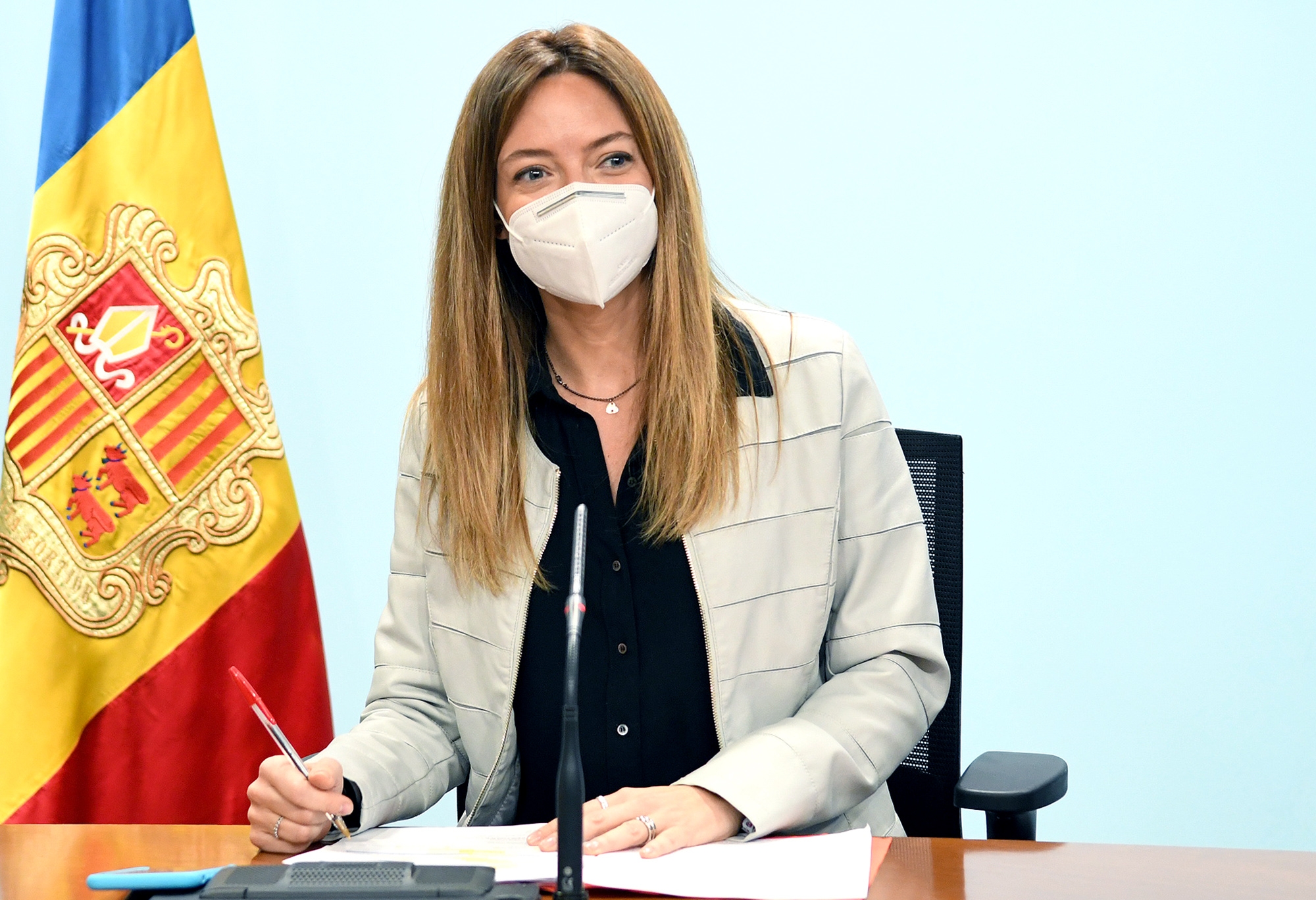 Helena Mas demana extremar les precaucions davant la presència de la variant Òmicron, molt més infectiva però menys greu