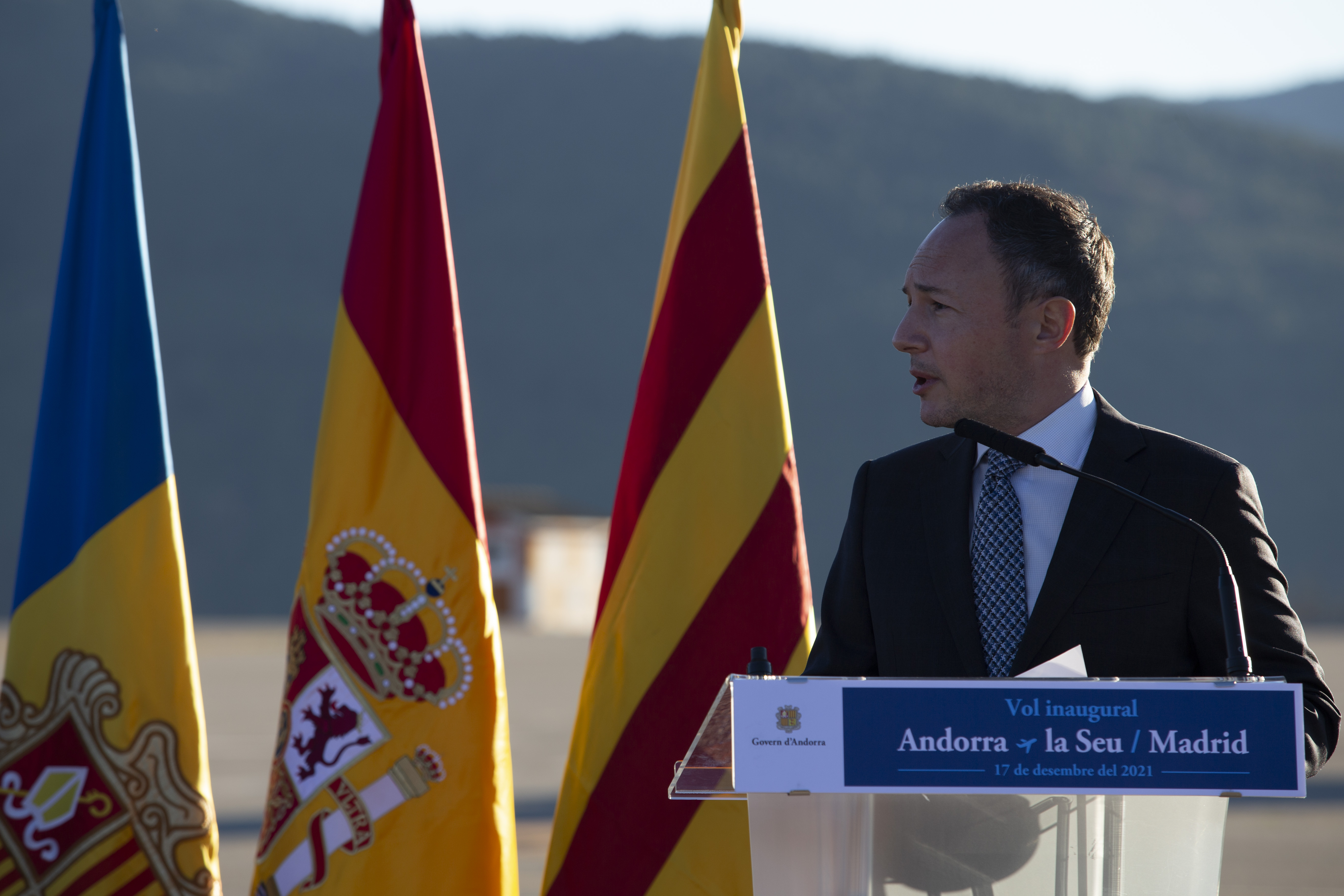 Inaugurada la línia de vols regulars entre Andorra–La Seu i Madrid