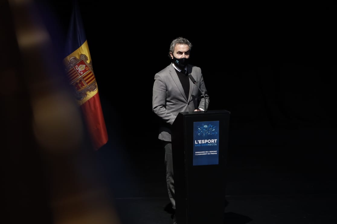 Espot, Riva i Ruiz lliuren els premis als esportistes que han assolit resultats destacats les dues últimes temporades