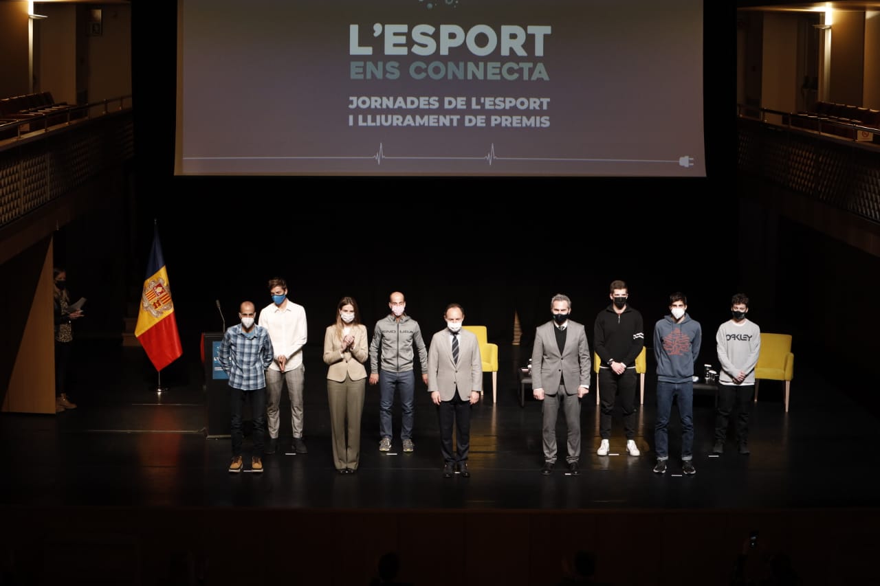 Espot, Riva i Ruiz lliuren els premis als esportistes que han assolit resultats destacats les dues últimes temporades