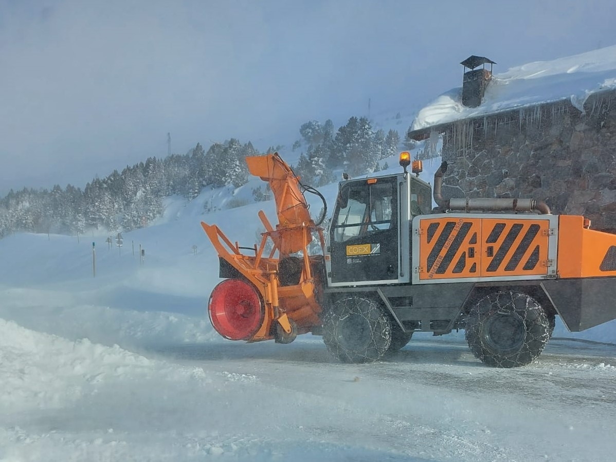 Afectació a diversos punts de la xarxa viària pel temporal de neu