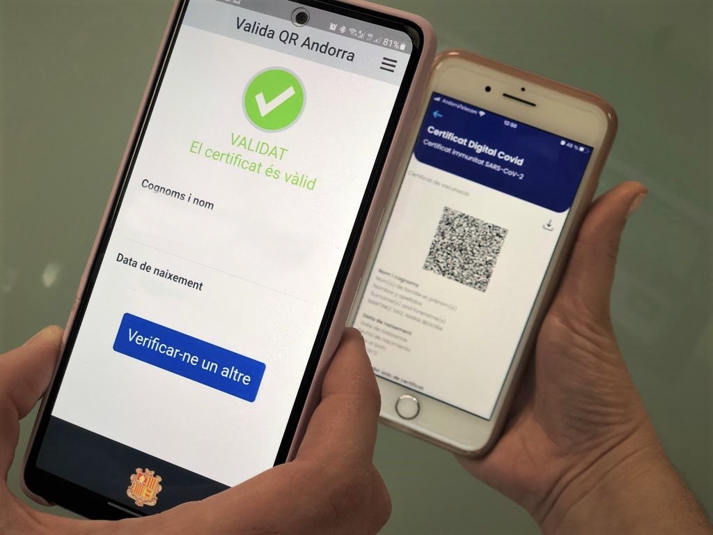 Entra en vigor l’obligatorietat de presentar el certificat COVID per accedir als establiments de restauració, bars i cafeteries