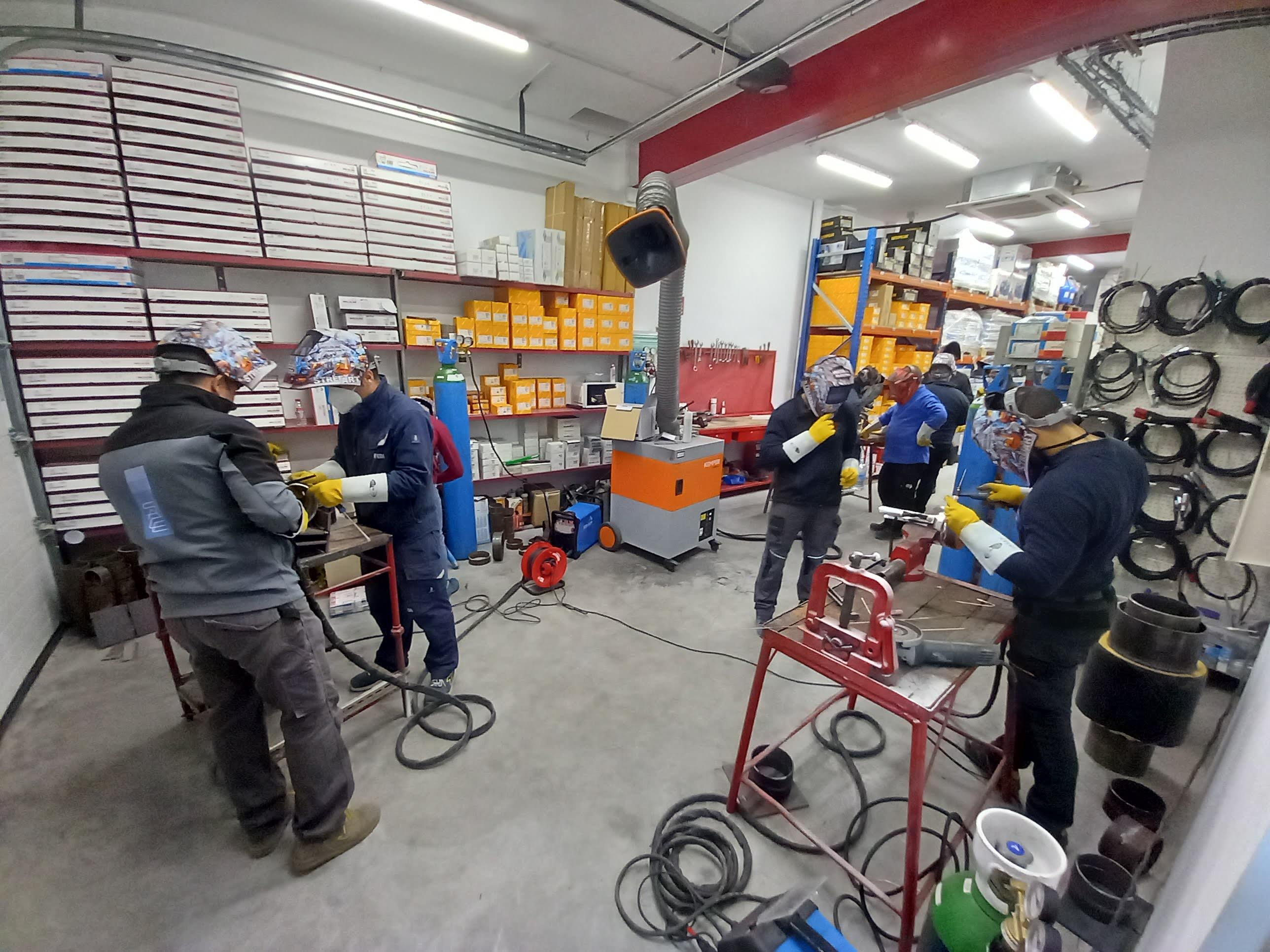 FEDA Ecoterm i ADELCA comencen les formacions de professionals de xarxes de calor