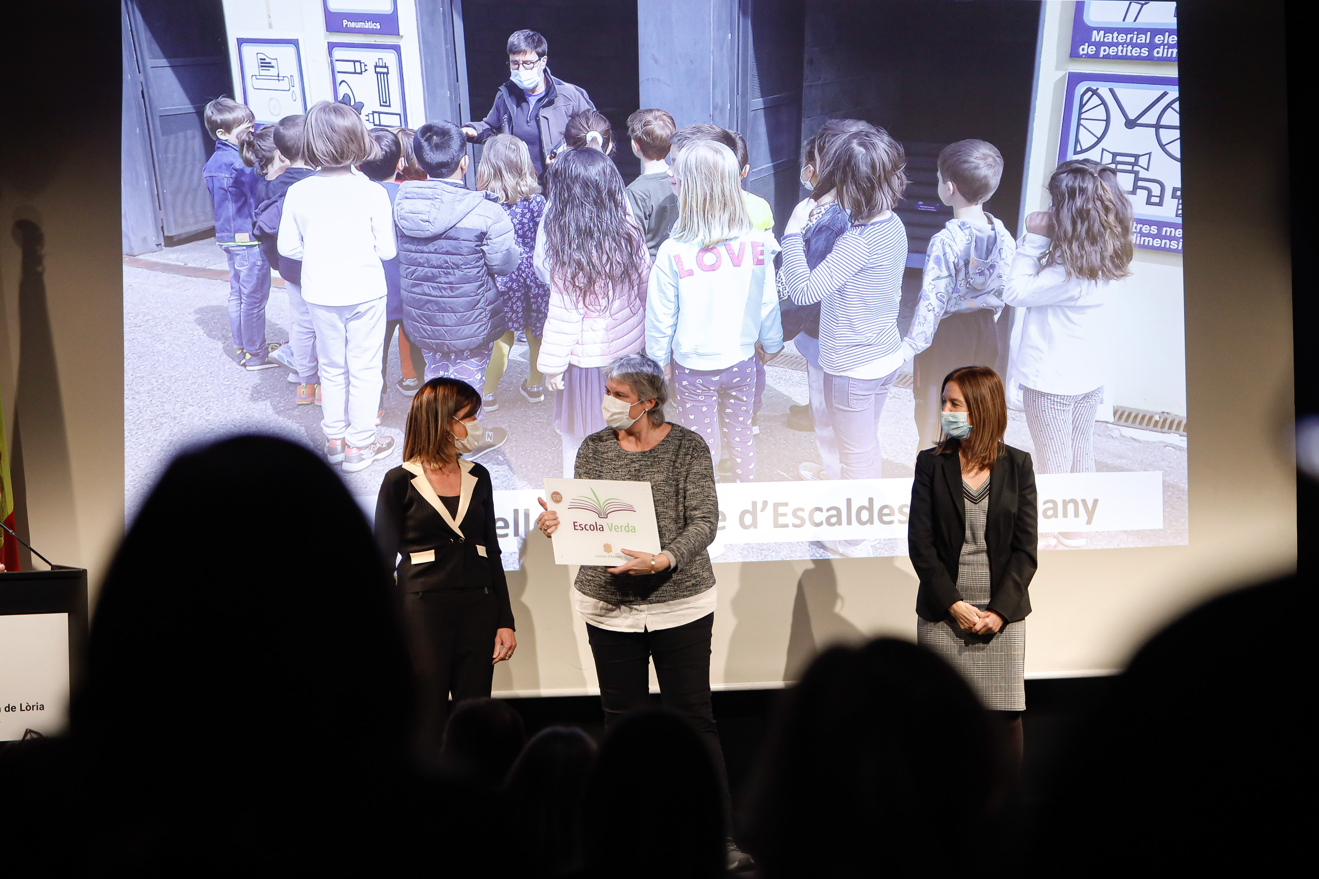 El 100% de les escoles públiques s’adhereixen al programa Escola Verda