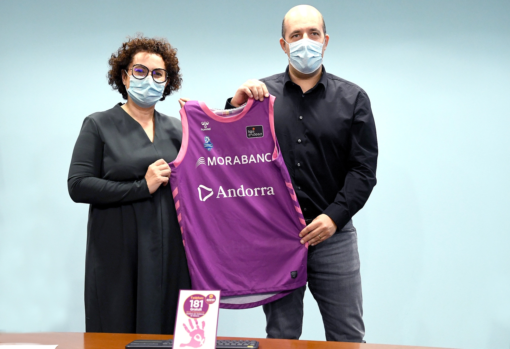 El Ministeri d’Afers Socials, Joventut i Igualtat i el Bàsquet Club Morabanc Andorra s’uneixen per lluitar contra la violència envers les dones