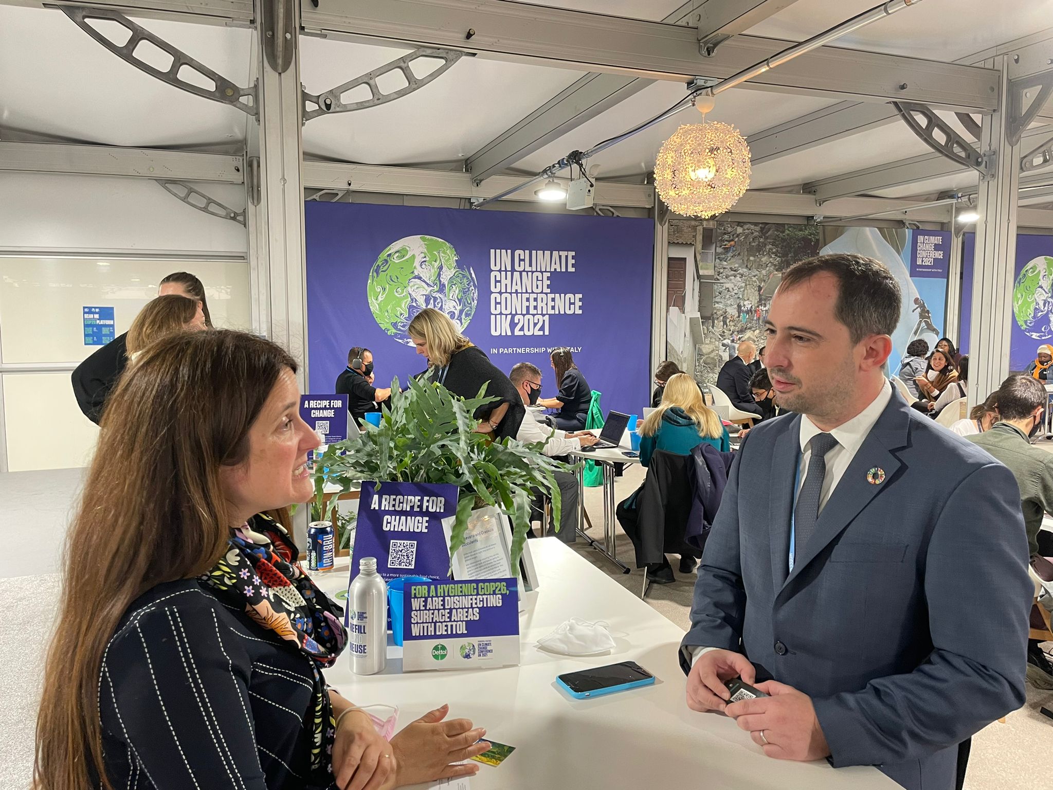 La reunió ministerial de la francofonia centra la jornada de la delegació andorrana a la COP26