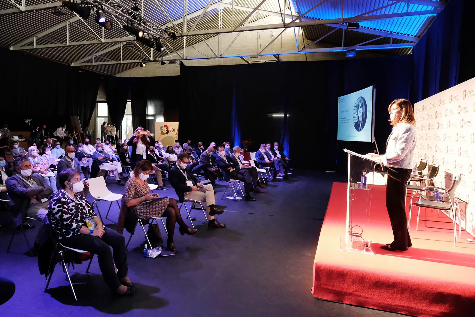 La ministra Vilarrubla es reuneix amb el conseller català d’Educació, Gonzàlez-Cambray, a Esterri d’Àneu