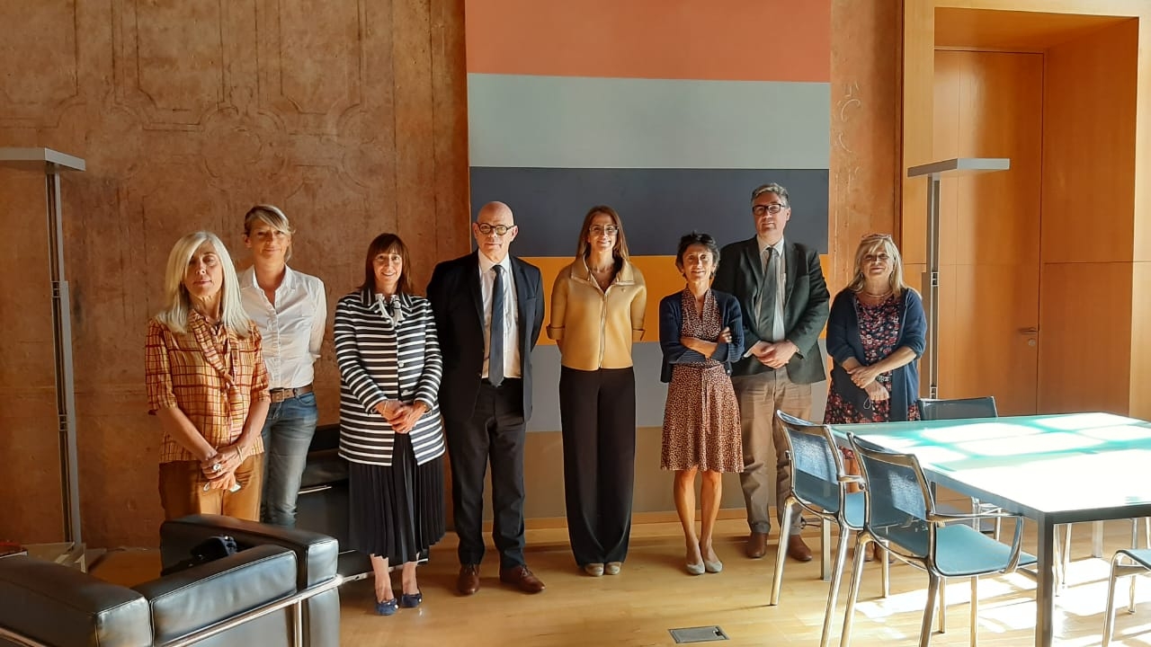 La ministra Sílvia Riva es reuneix amb el director d’Afers Culturals de la Regió d’Occitània, Michel Roussel