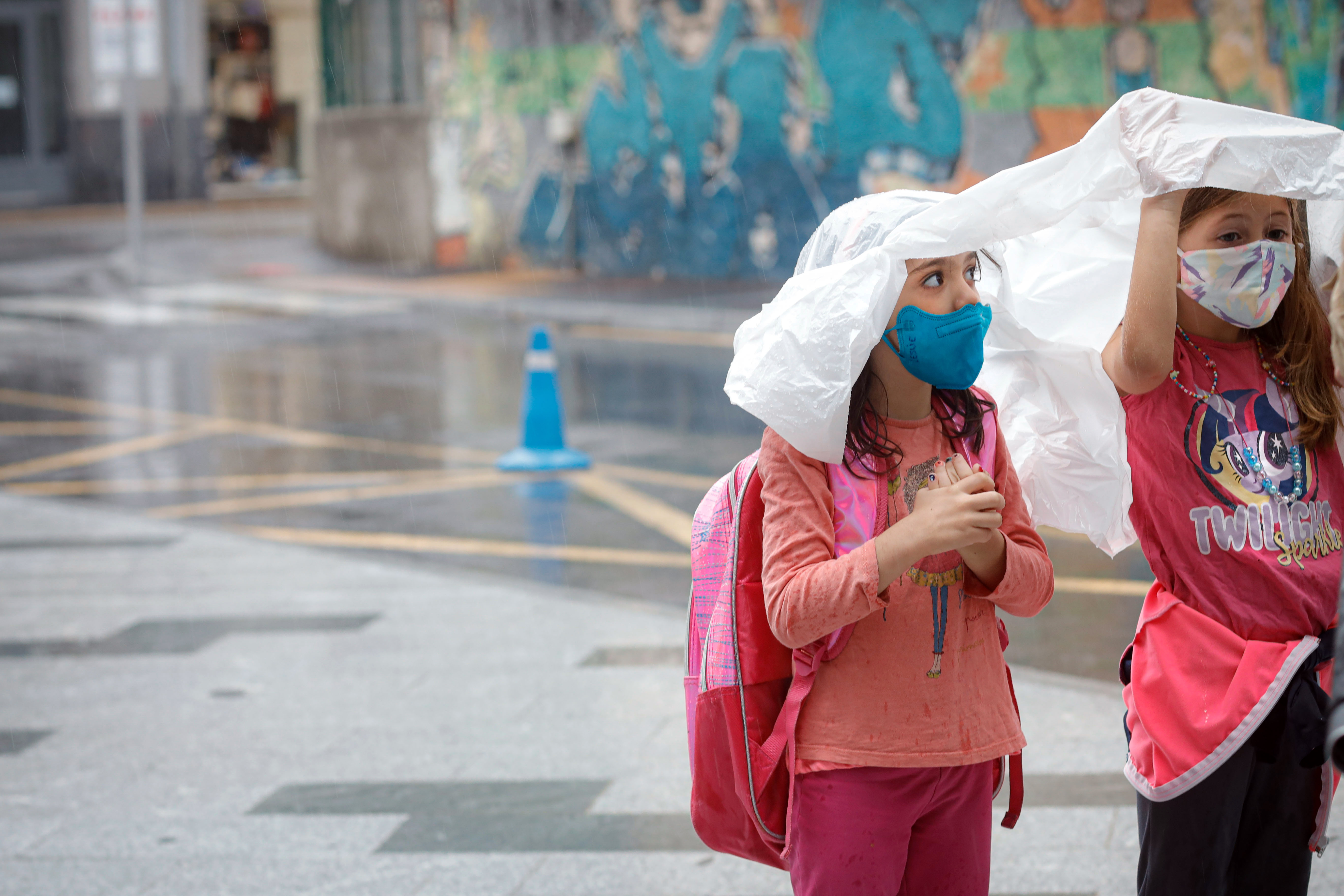 Els alumnes de maternal i primera ensenyança inicien el curs escolar