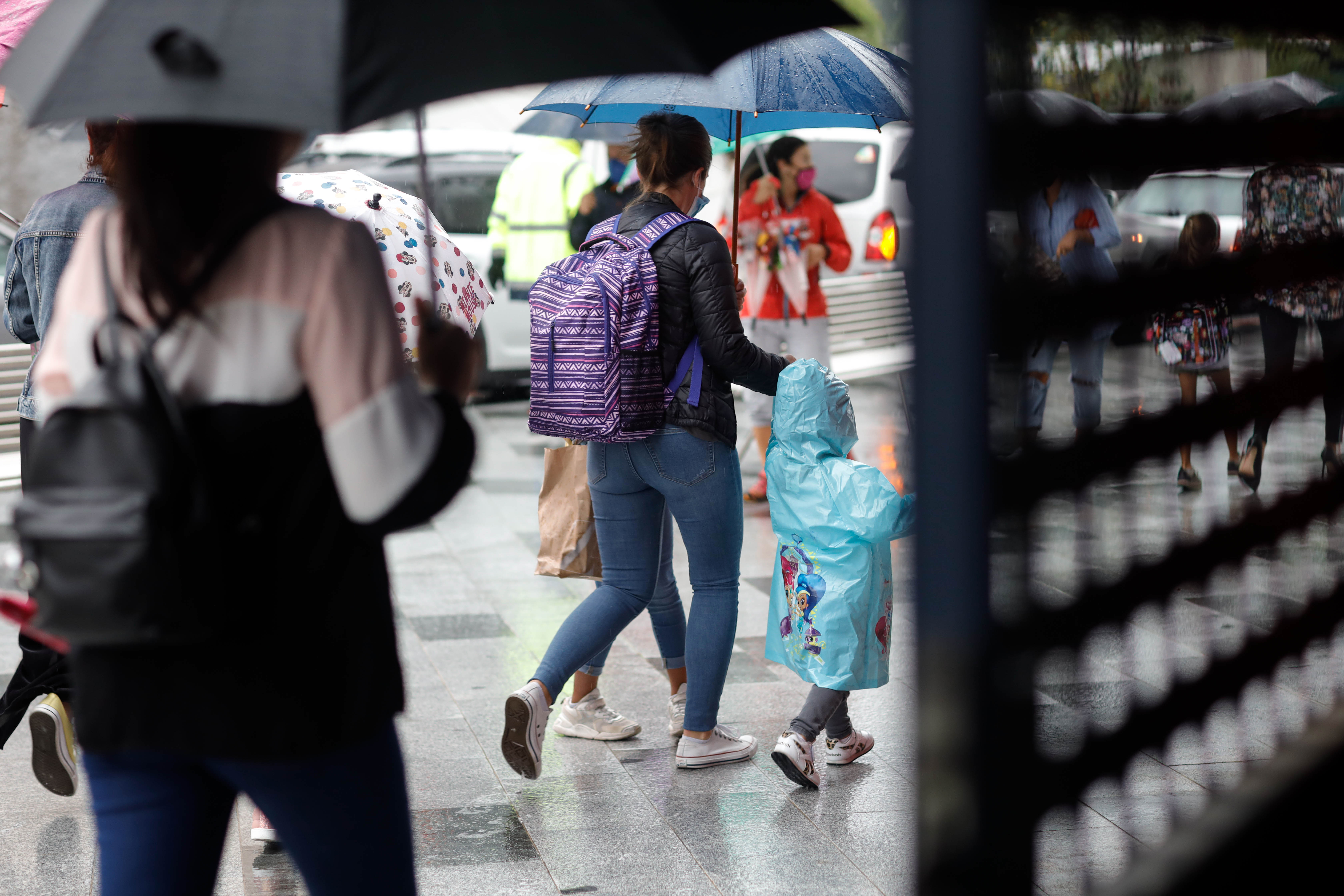 Els alumnes de maternal i primera ensenyança inicien el curs escolar