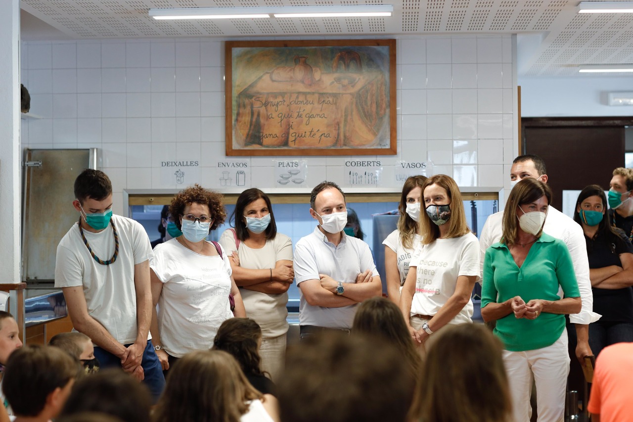 El gabinet ministerial recupera la tradicional visita a les colònies d’AINA