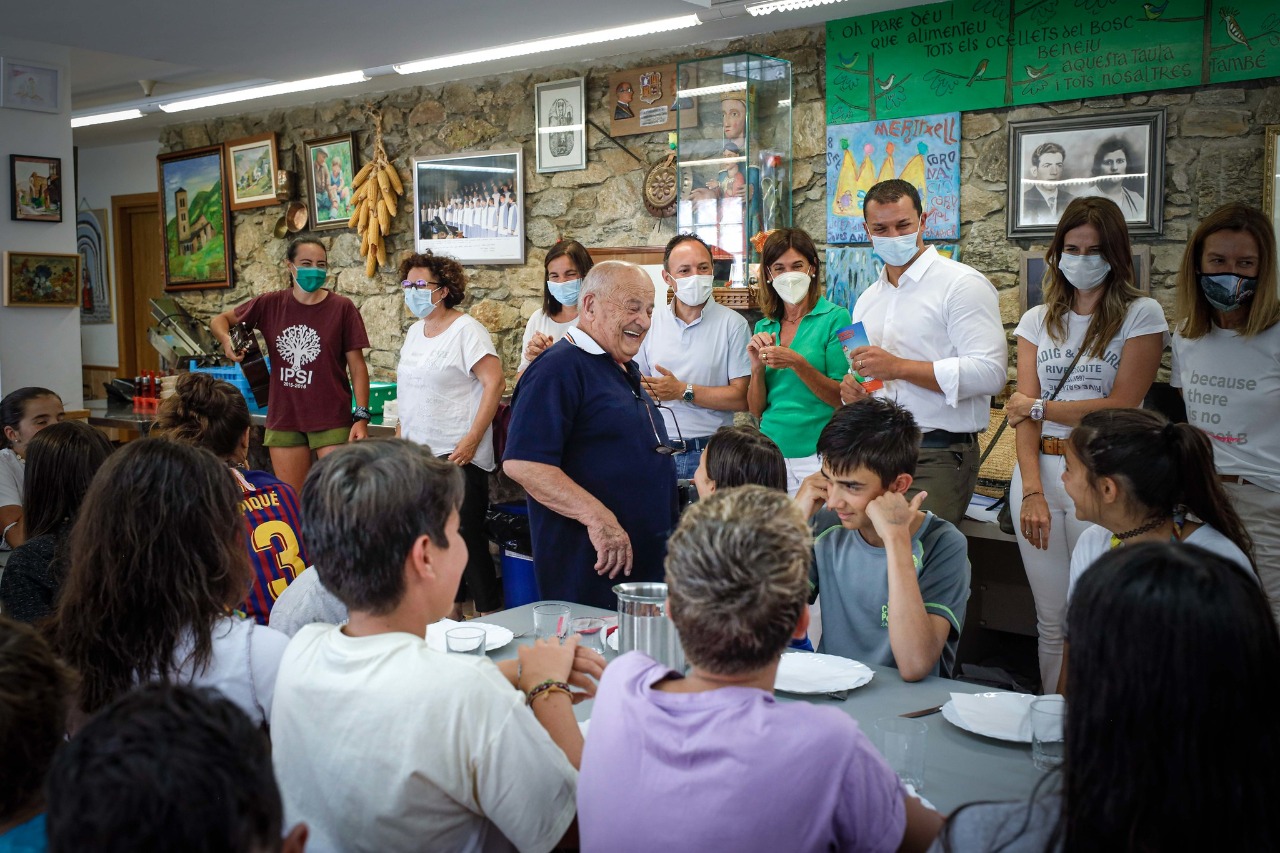 El gabinet ministerial recupera la tradicional visita a les colònies d’AINA