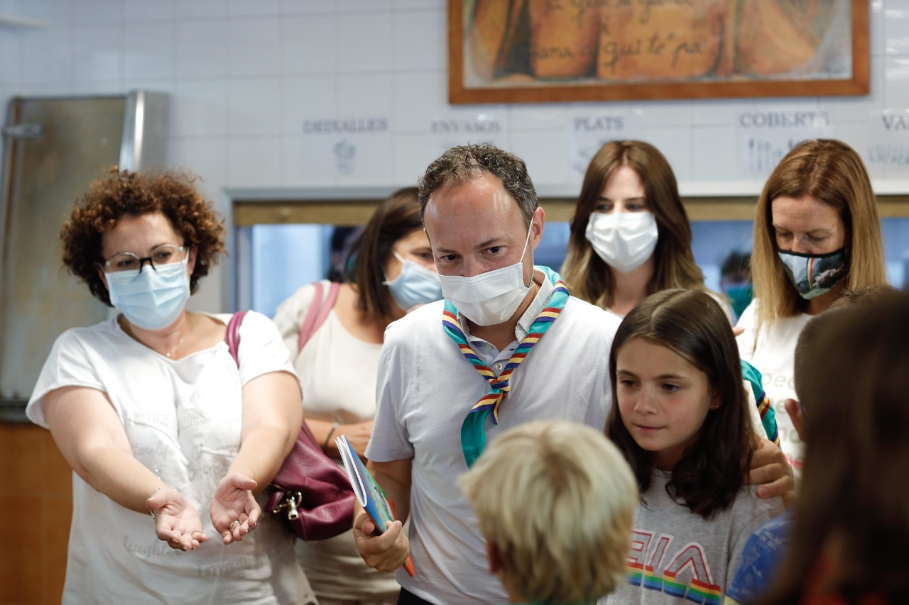 El gabinet ministerial recupera la tradicional visita a les colònies d’AINA