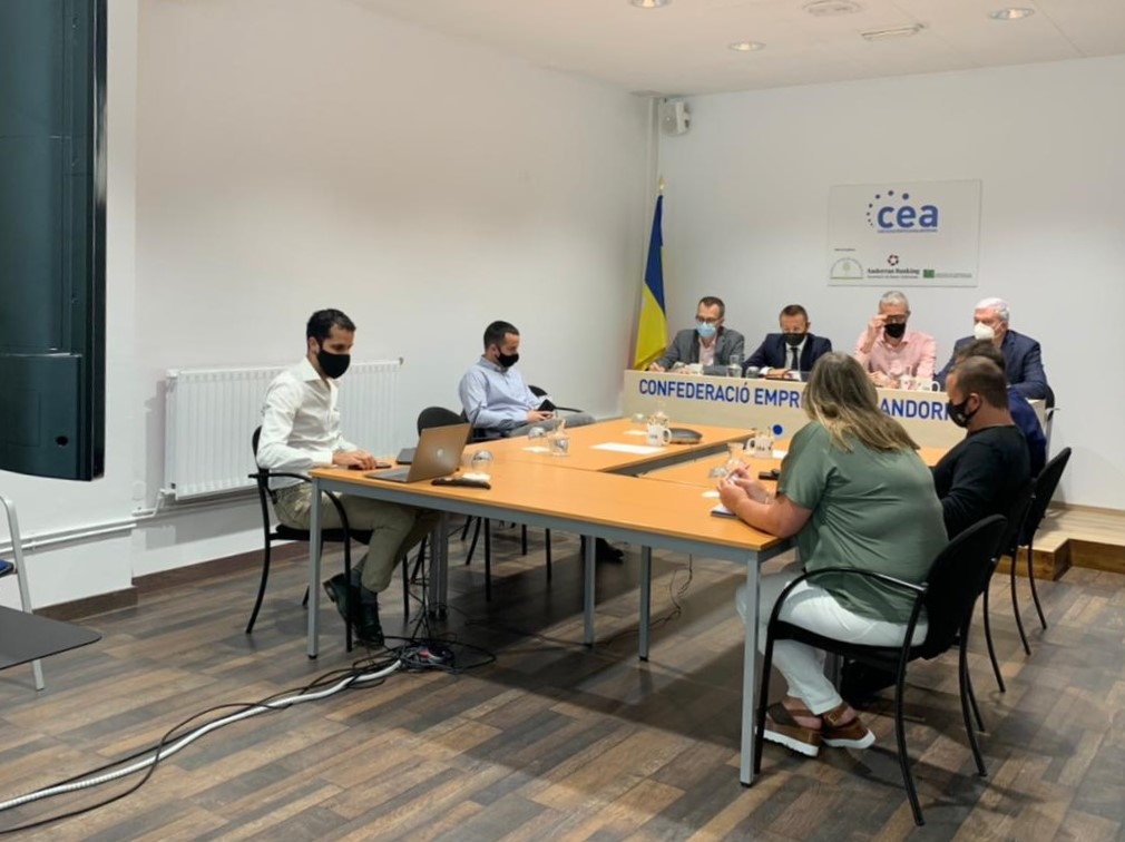 Primera reunió del grup de treball per estudiar la manca d’empleats del sector turístic