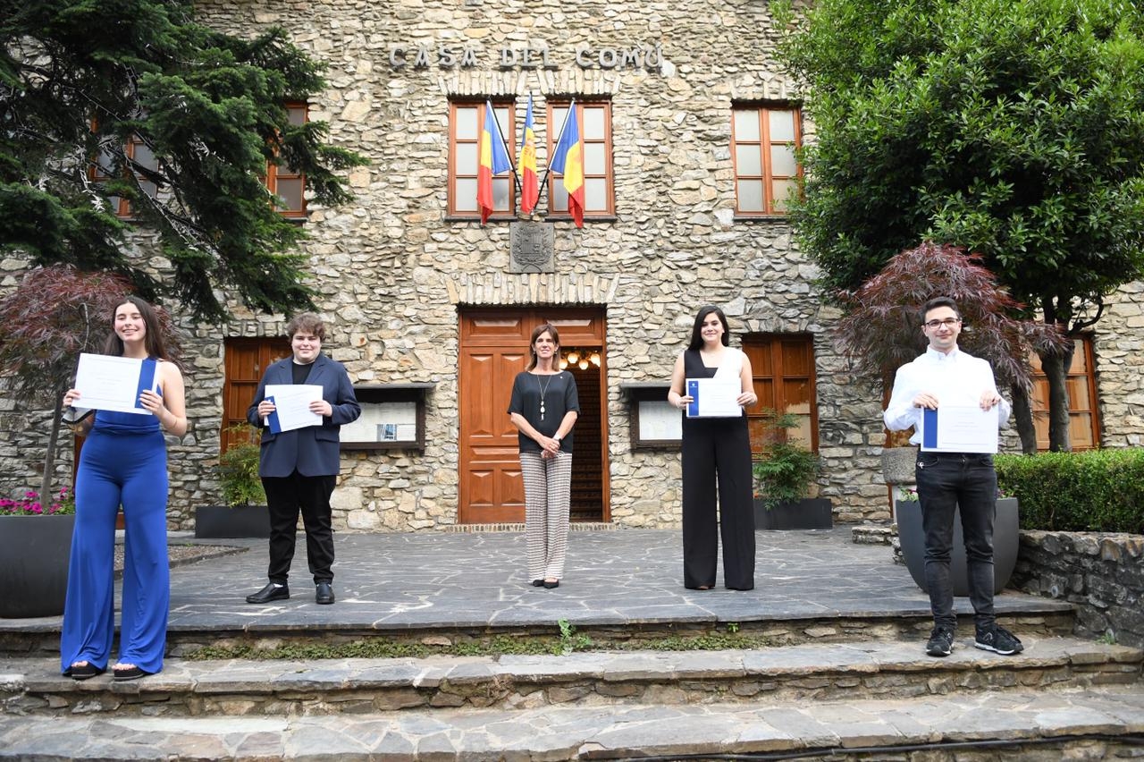 Vilarrubla entrega el Premi Nacional a l’estudi als cinc millors estudiants de batxillerat i batxillerat professional