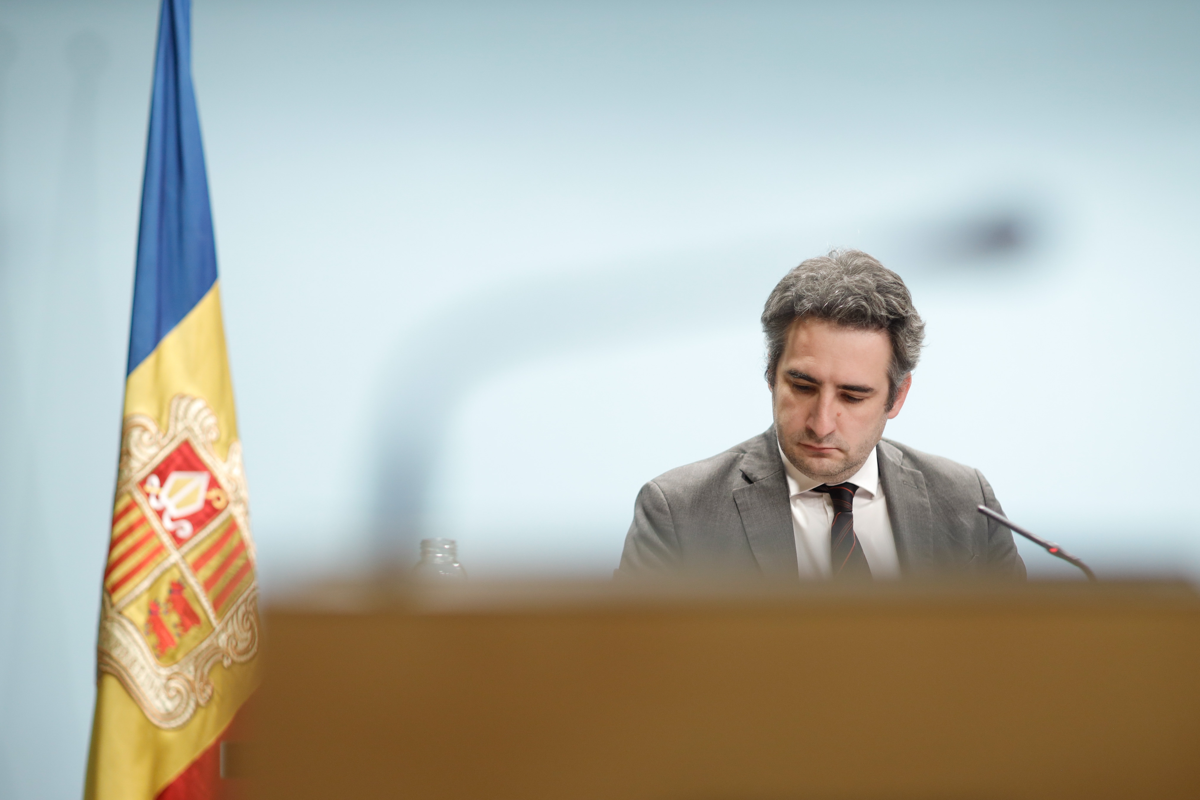 Pubs, discoteques, sales de balls i agències de viatge poden acollir-se a ajuts al lloguer i quotes hipotecàries durant el mes de juliol