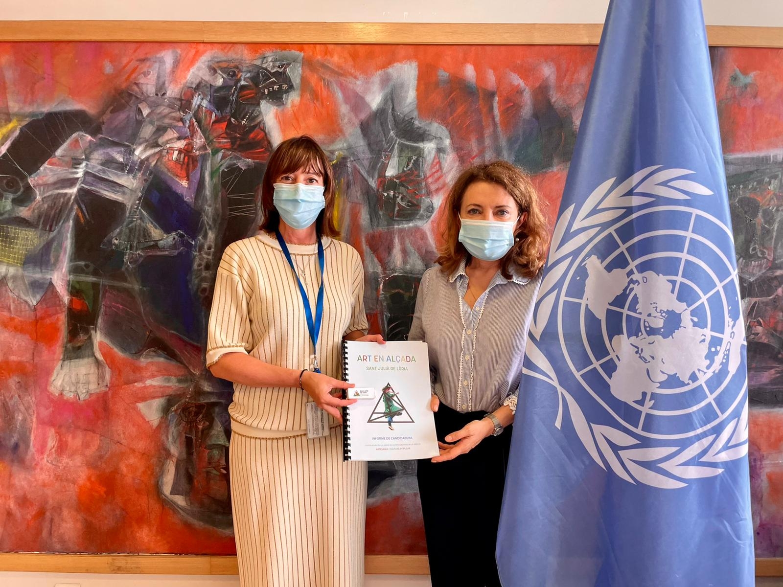 Andorra lliura el dossier de la candidatura de Sant Julià de Lòria per formar part de la xarxa de ciutats creatives de la UNESCO